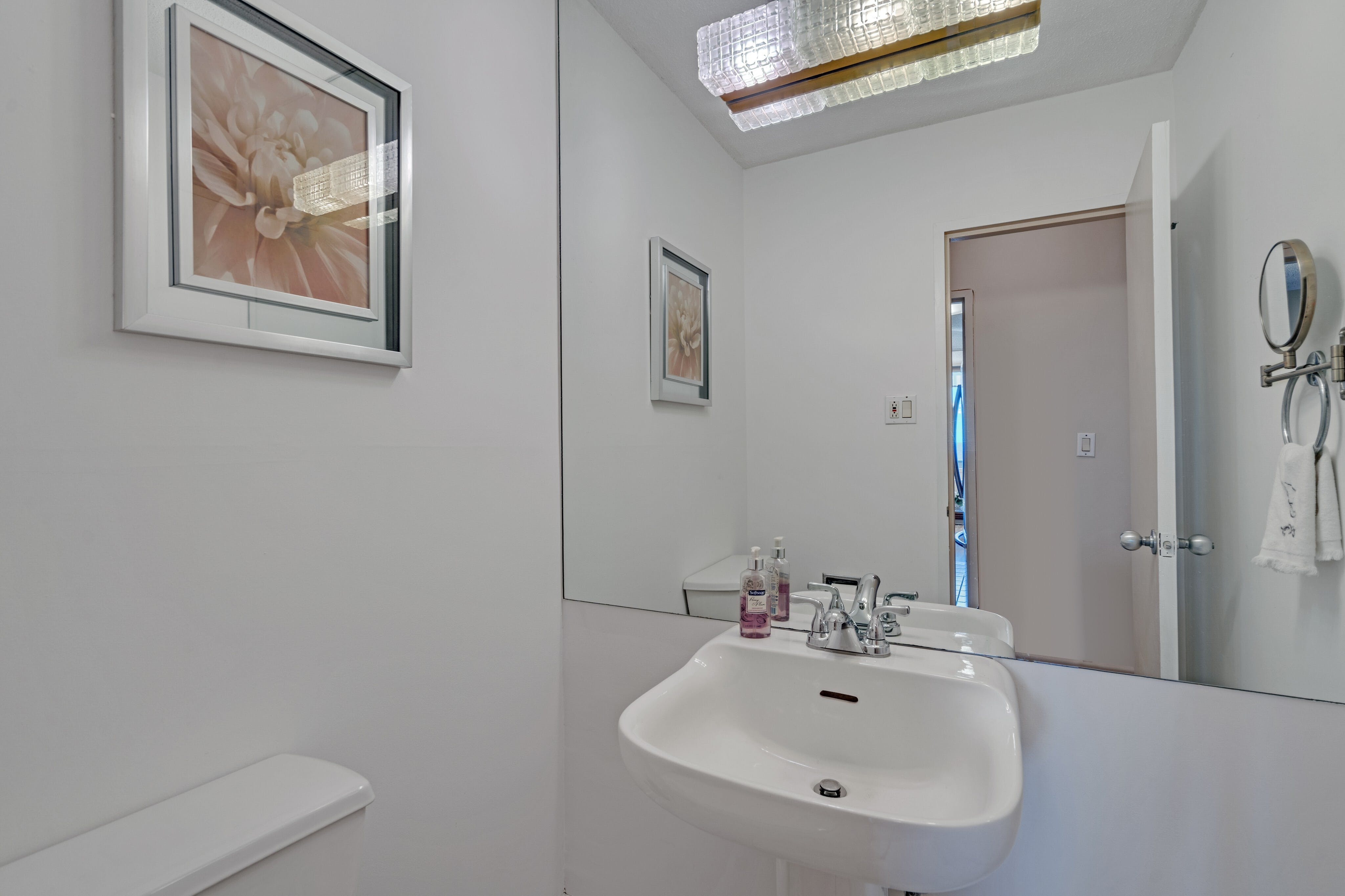 1600 Parker Avenue Unit# 24J