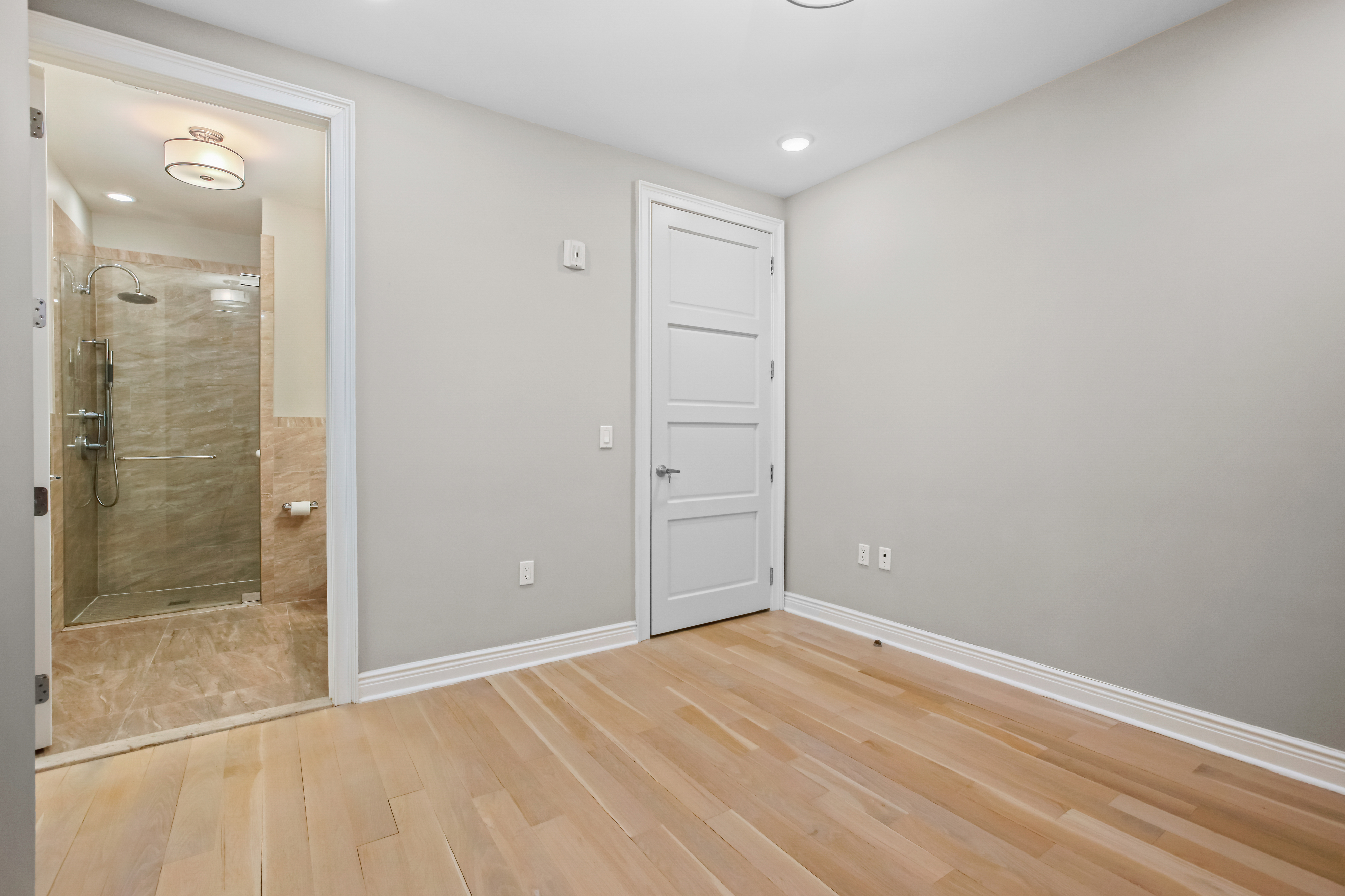 9 Somerset Lane, #517 