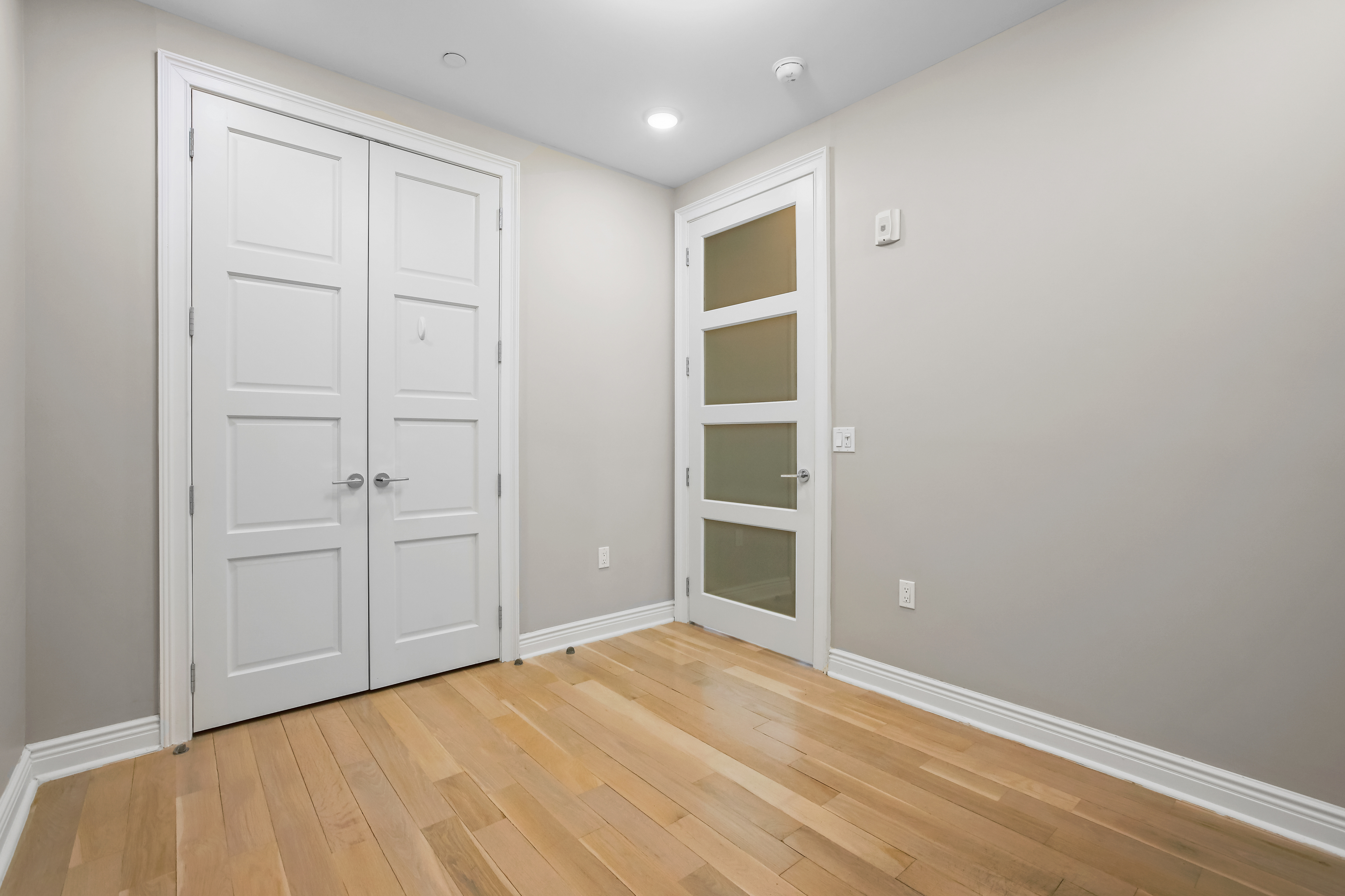 9 Somerset Lane, #517 
