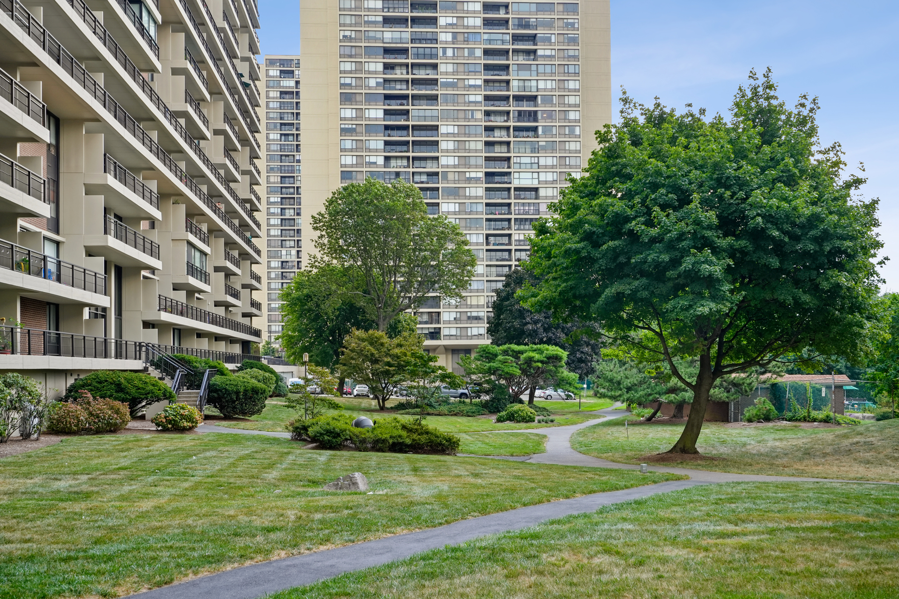 1 Horizon Road, #1014