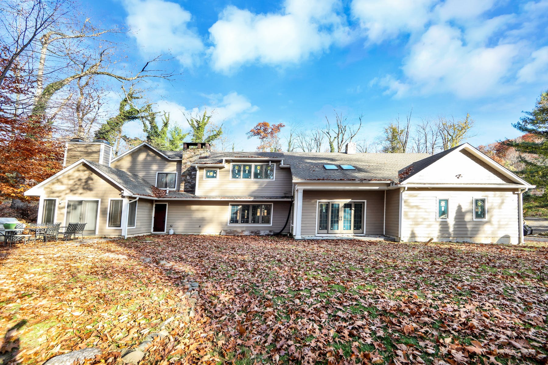 153 E Allendale Rd 