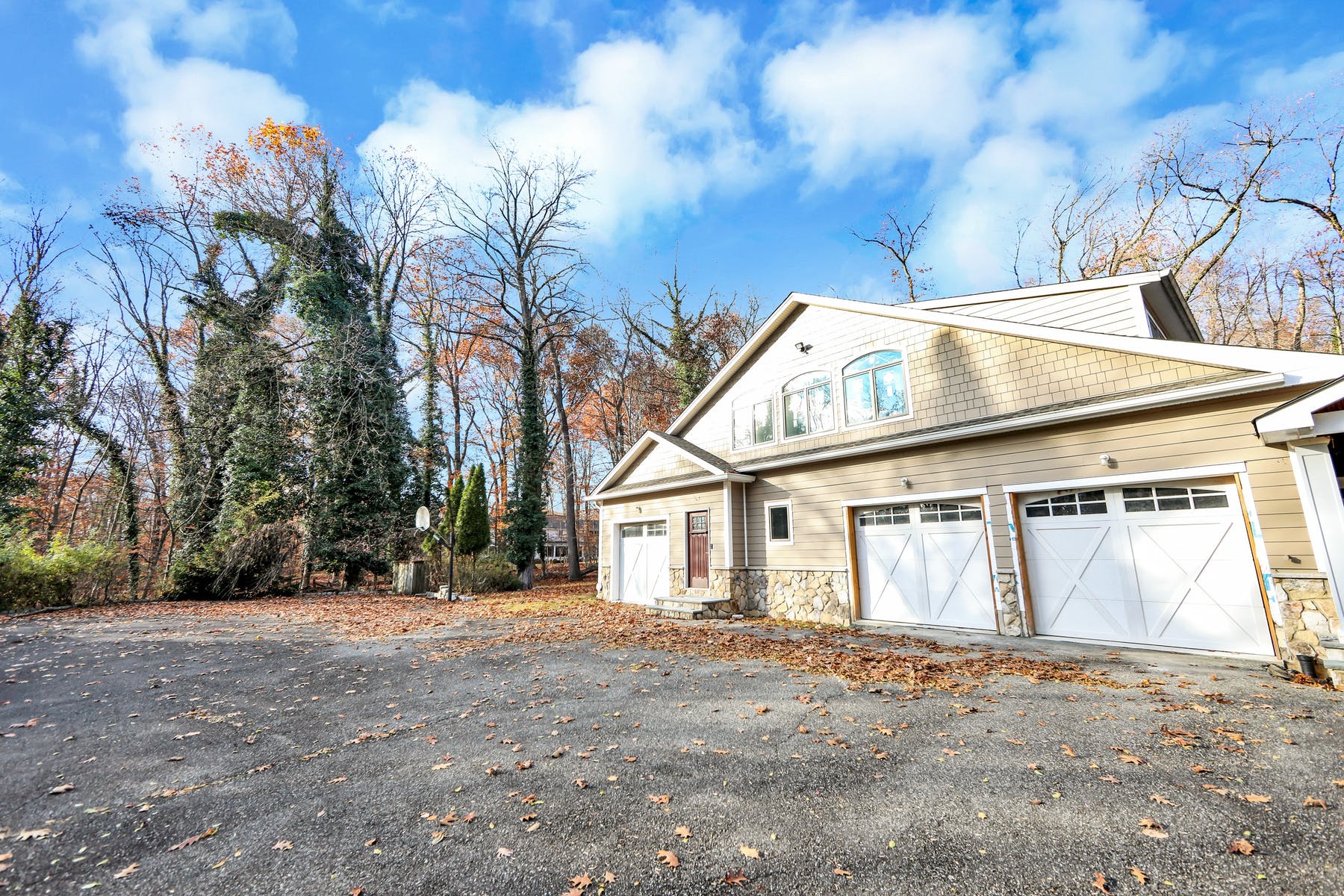 153 E Allendale Rd 