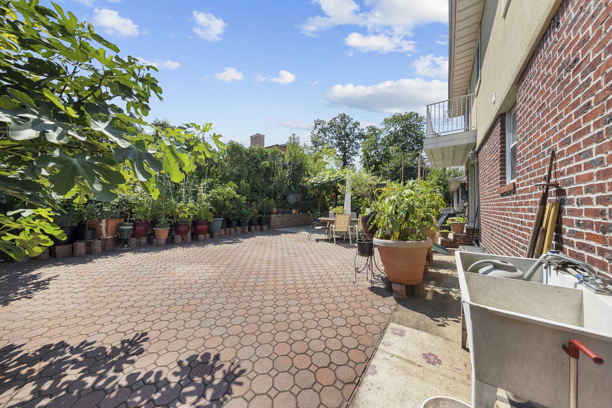 1248 Palisade Avenue