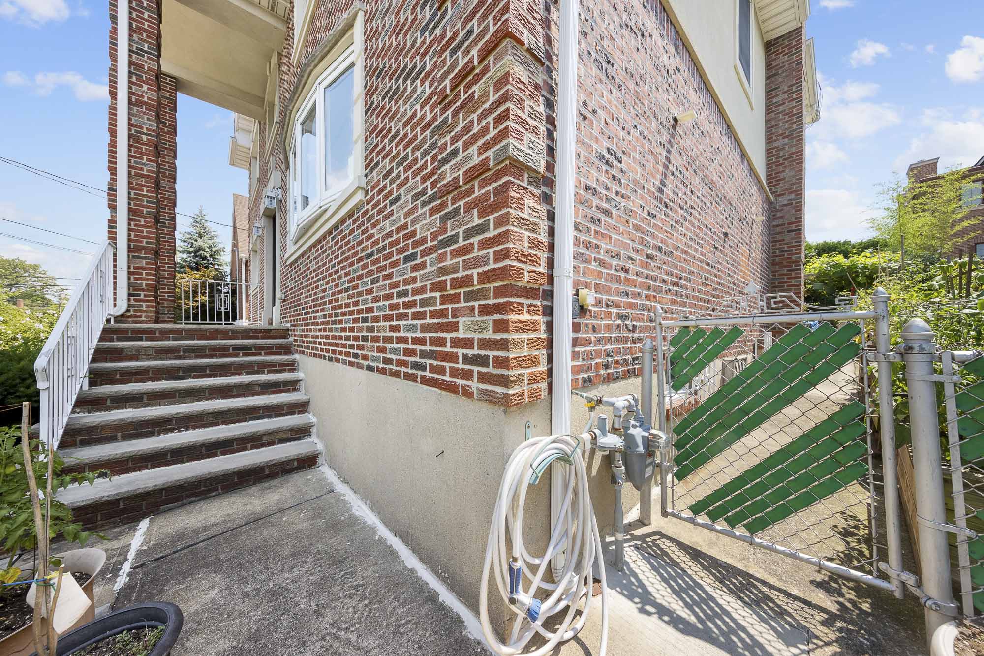 1248 Palisade Avenue