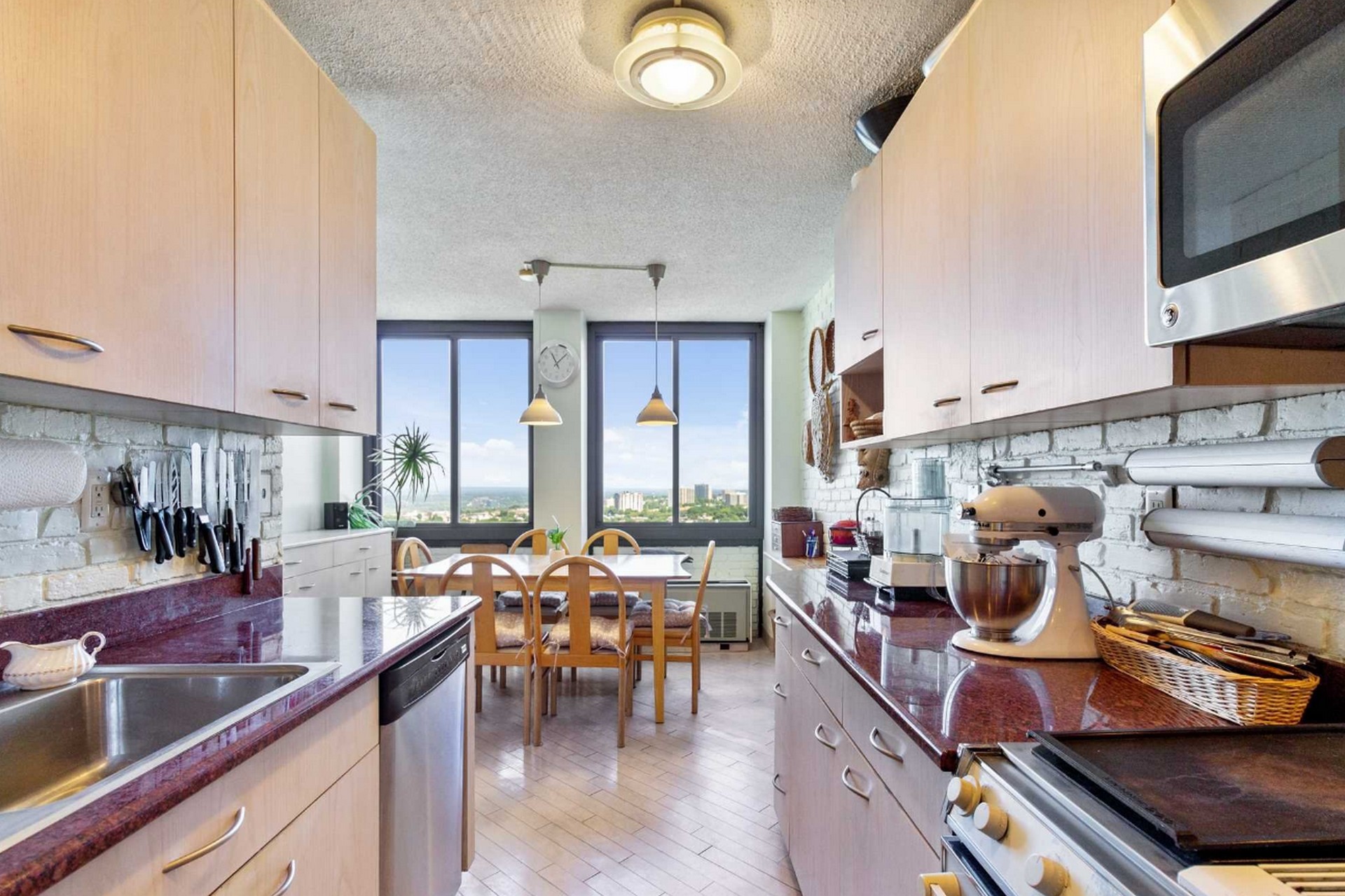 300 Winston Drive, #2822