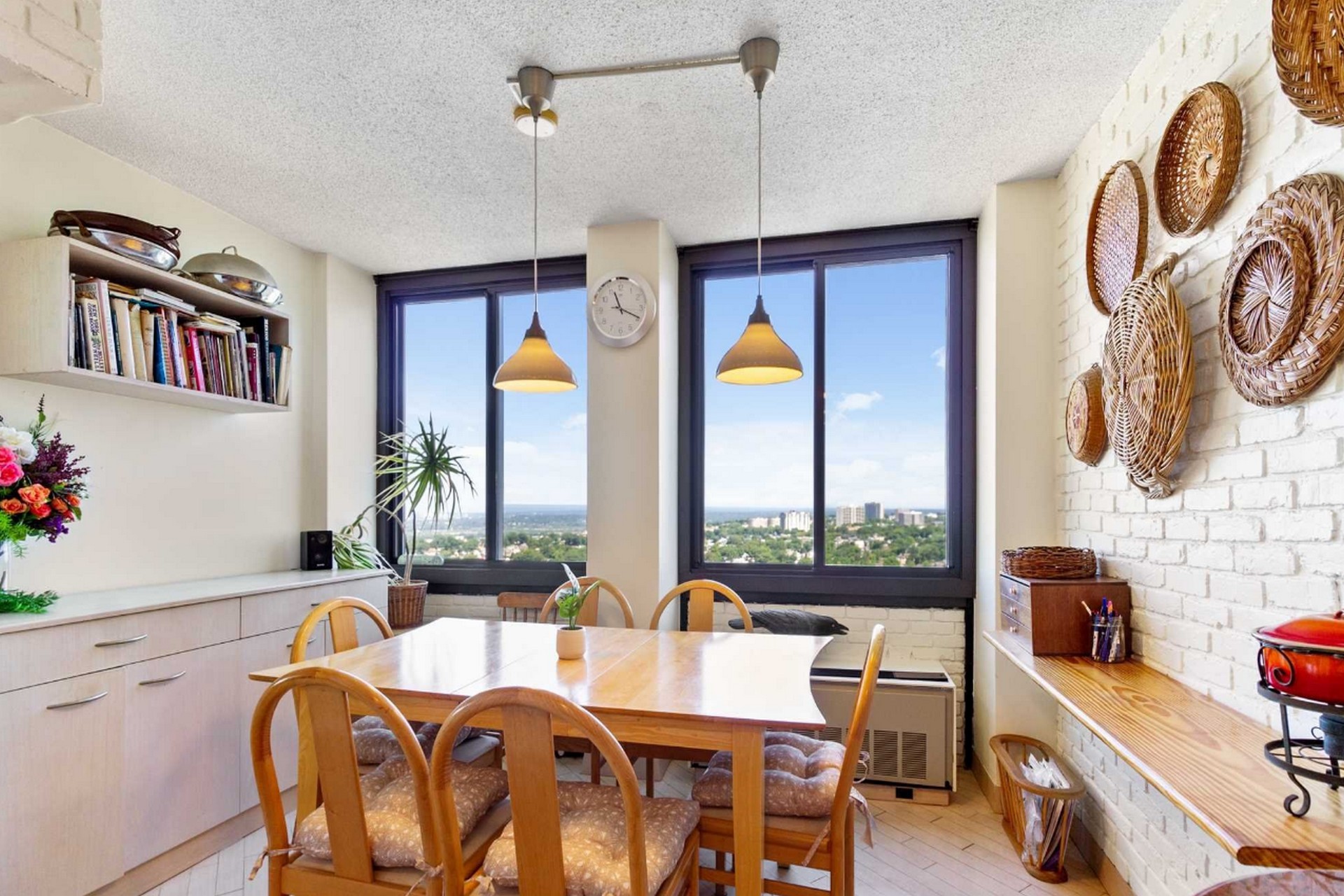 300 Winston Drive, #2822