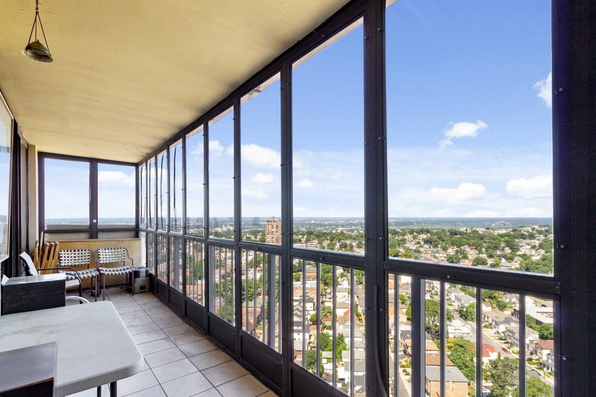 300 Winston Drive, #2822