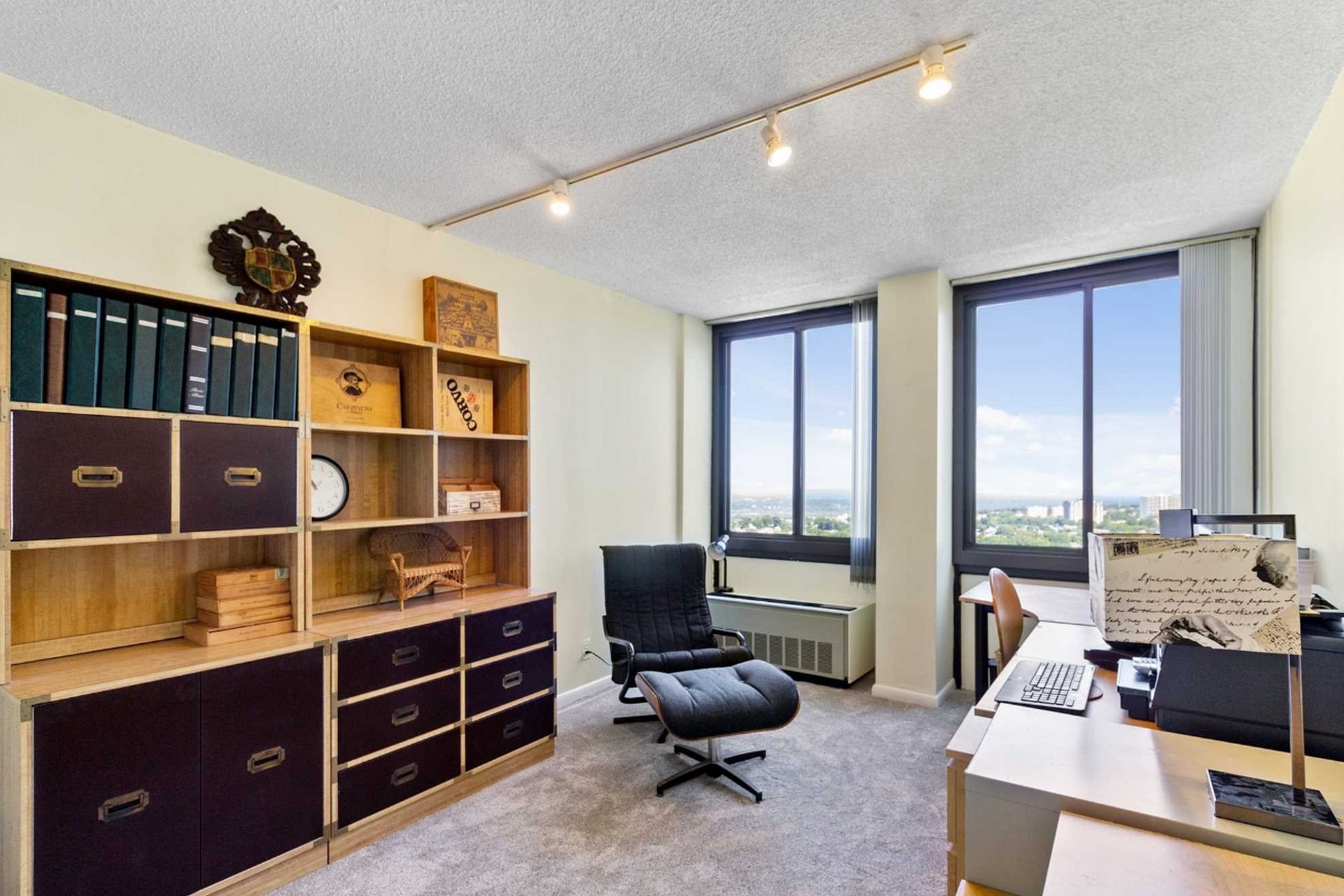 300 Winston Drive, #2822