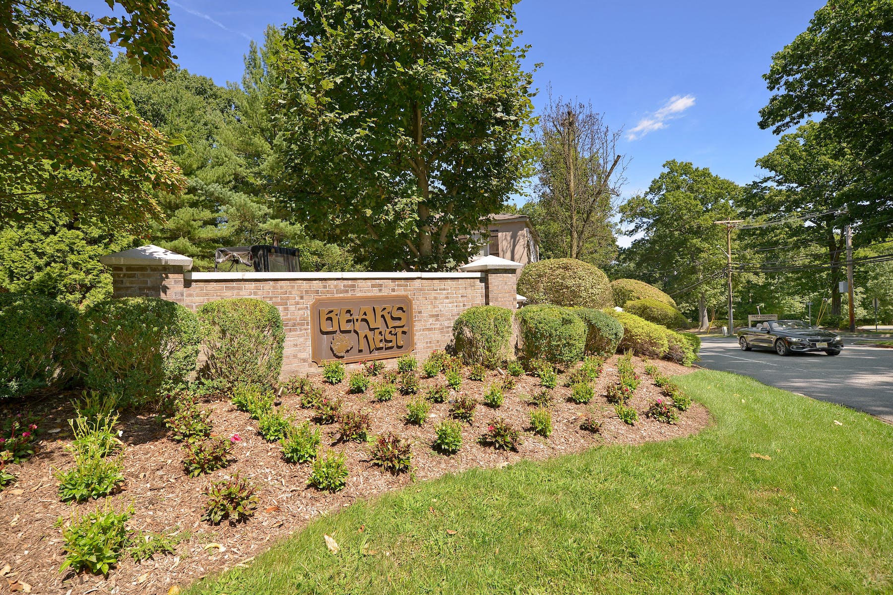 299 Chelsea Manor