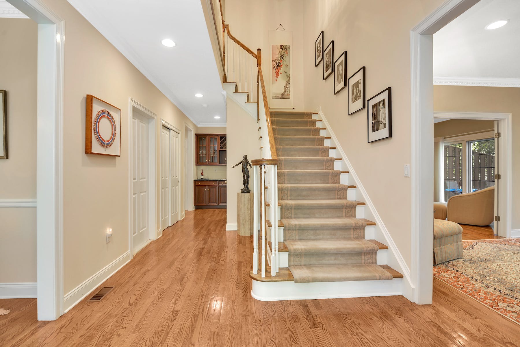 299 Chelsea Manor