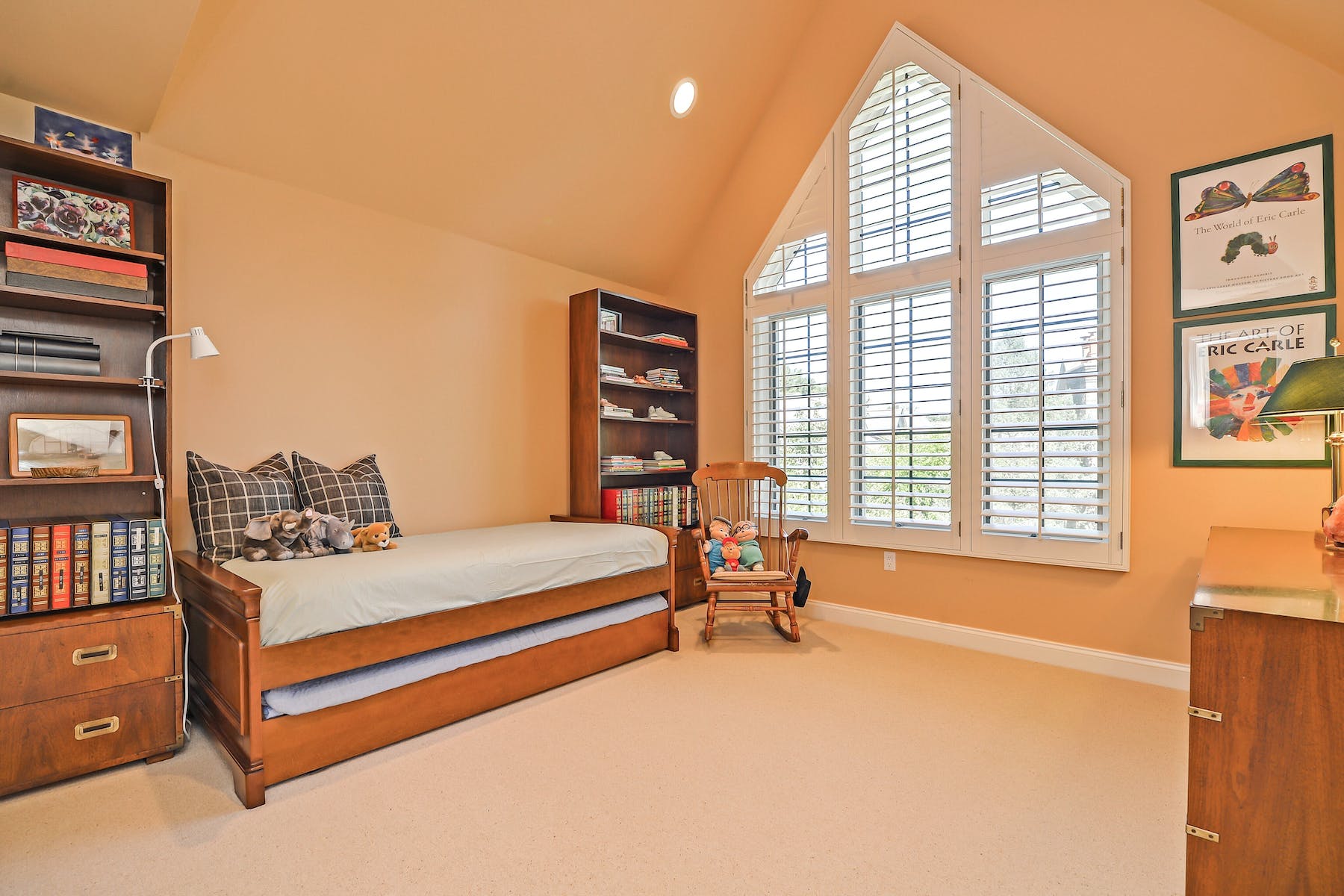 299 Chelsea Manor