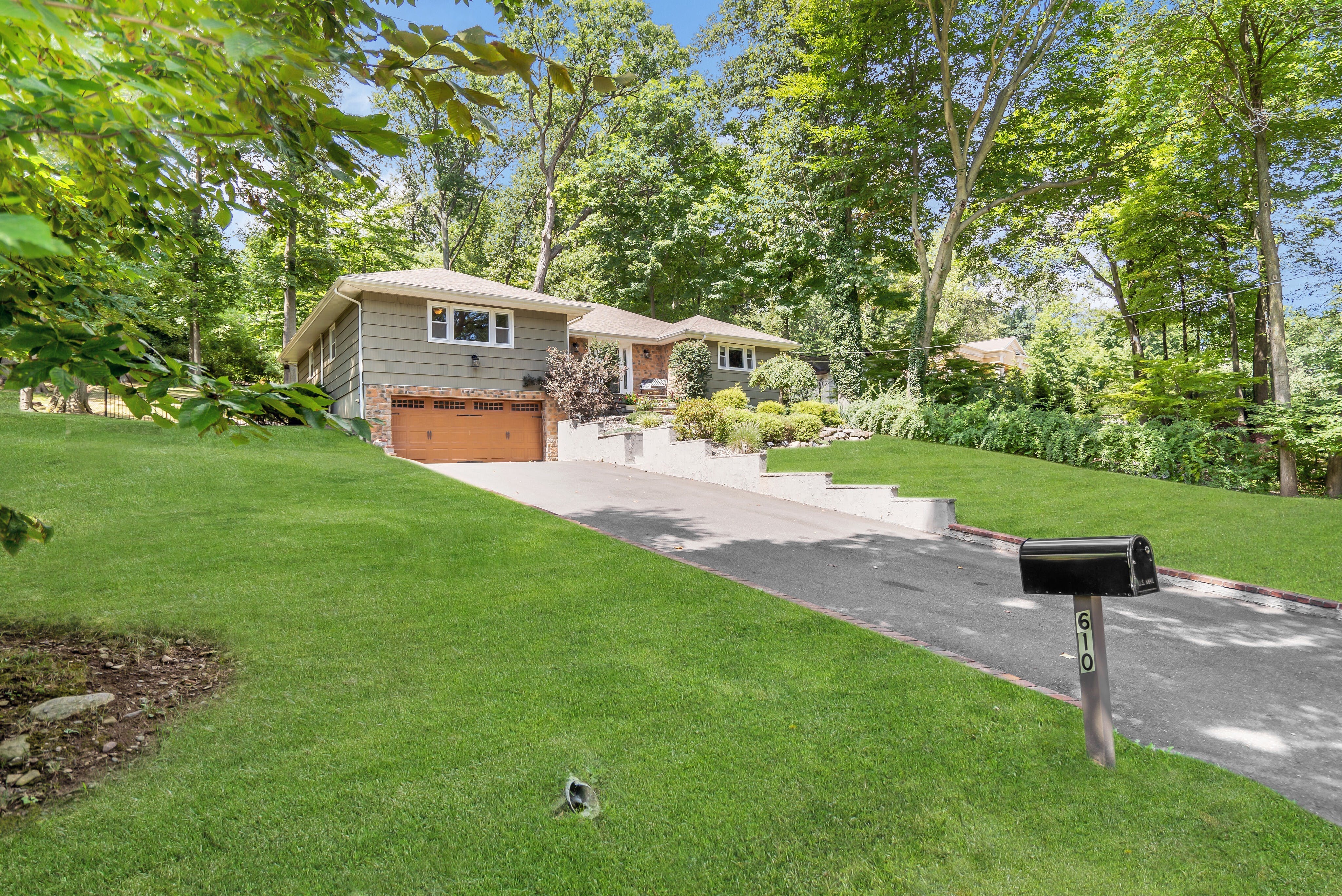 610 Van Emburgh Avenue