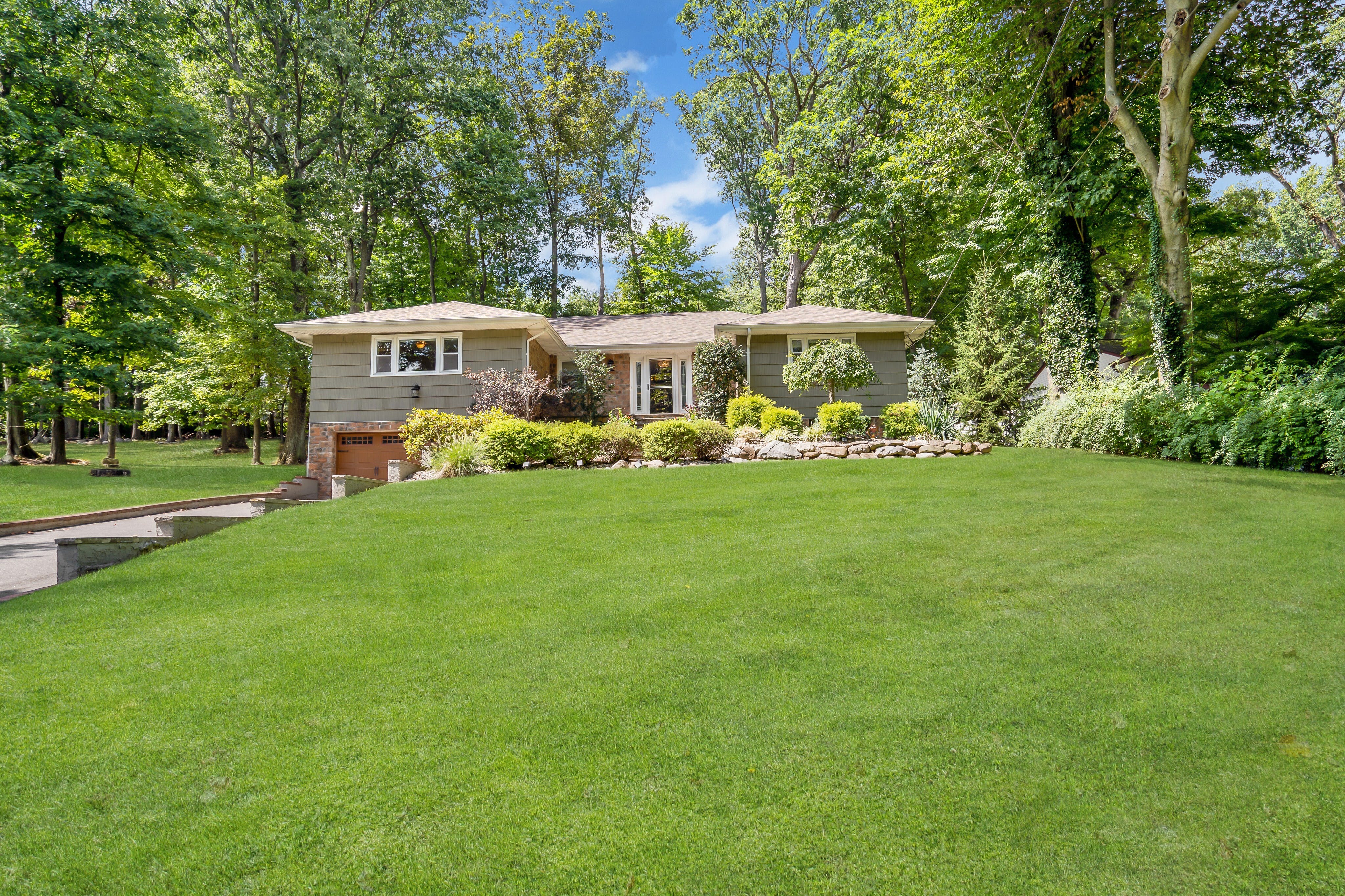 610 Van Emburgh Avenue