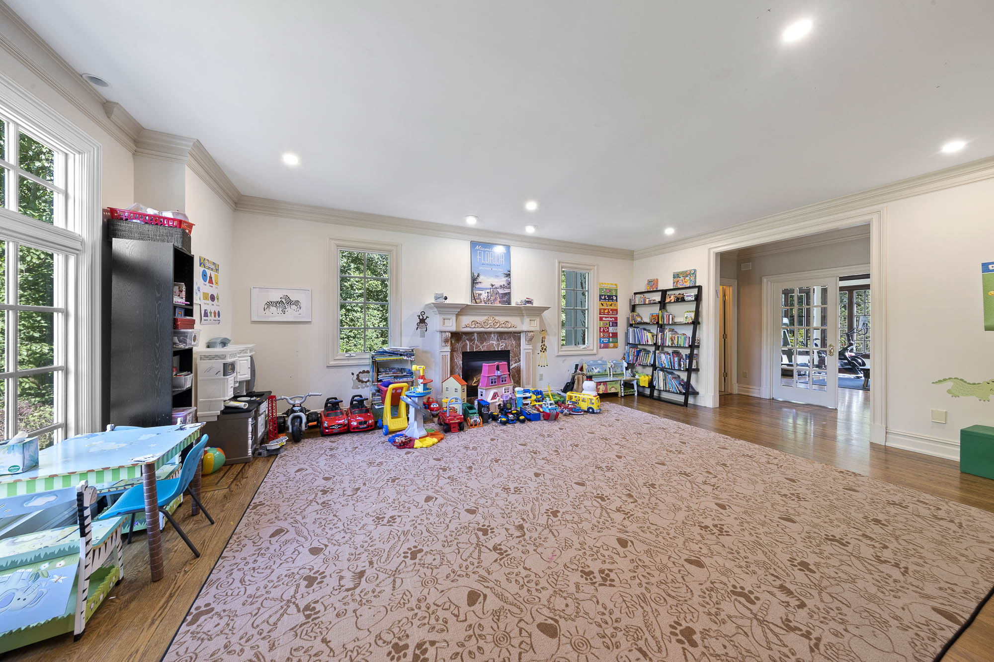 10 Emerald Woods Court