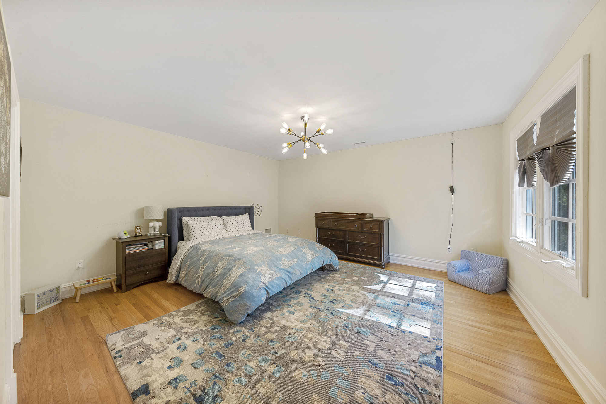10 Emerald Woods Court