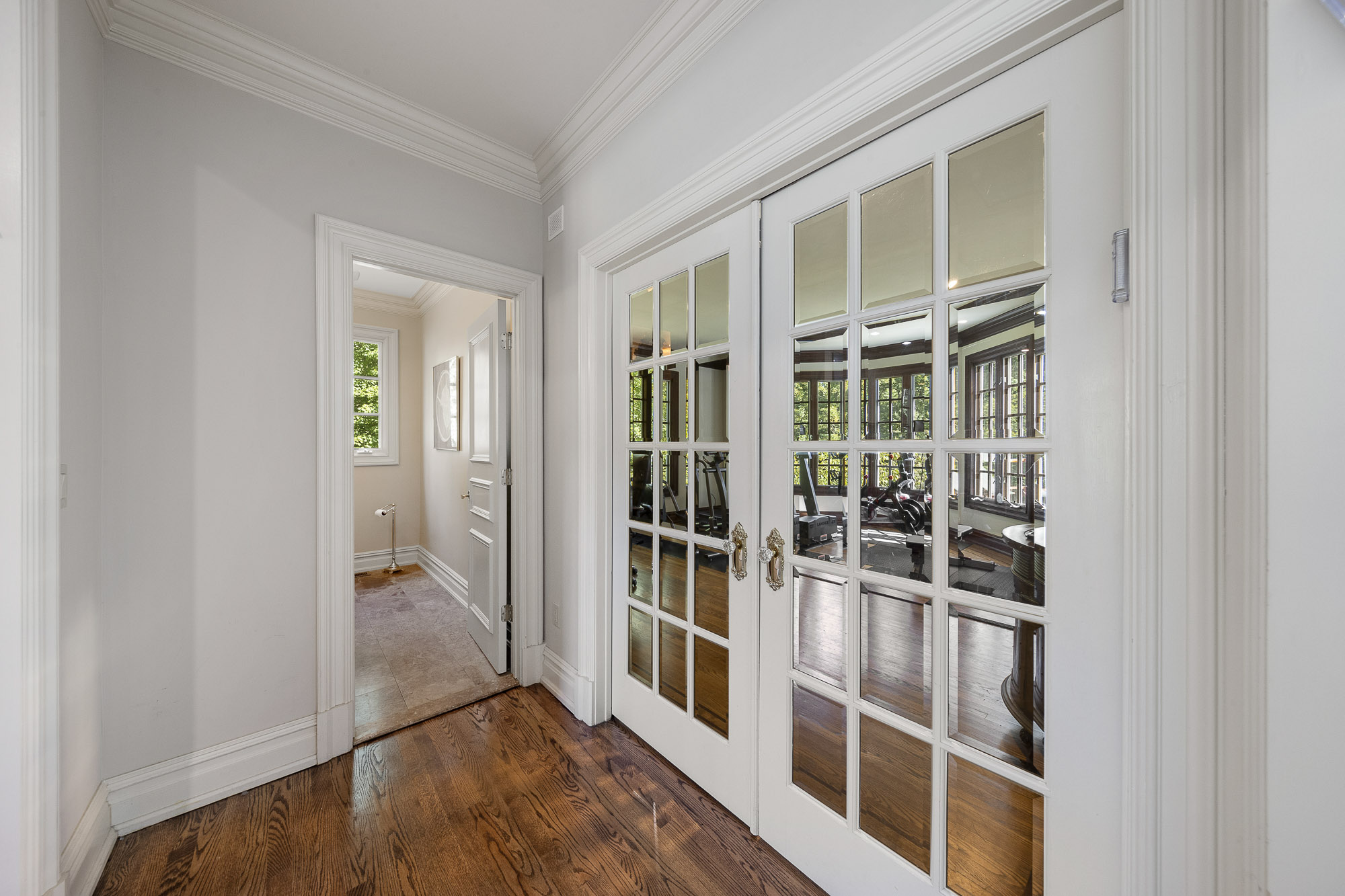 10 Emerald Woods Court