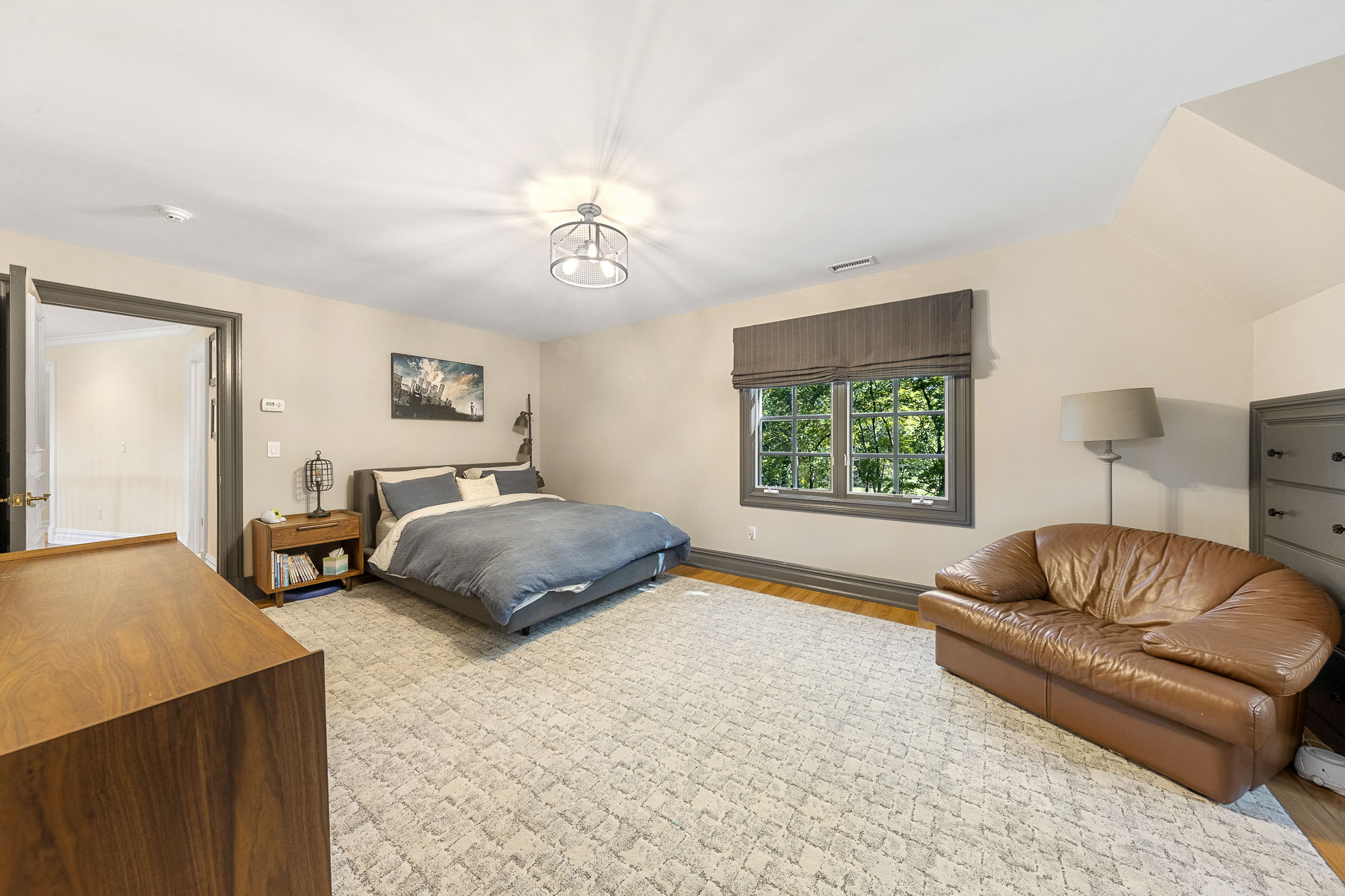 10 Emerald Woods Court