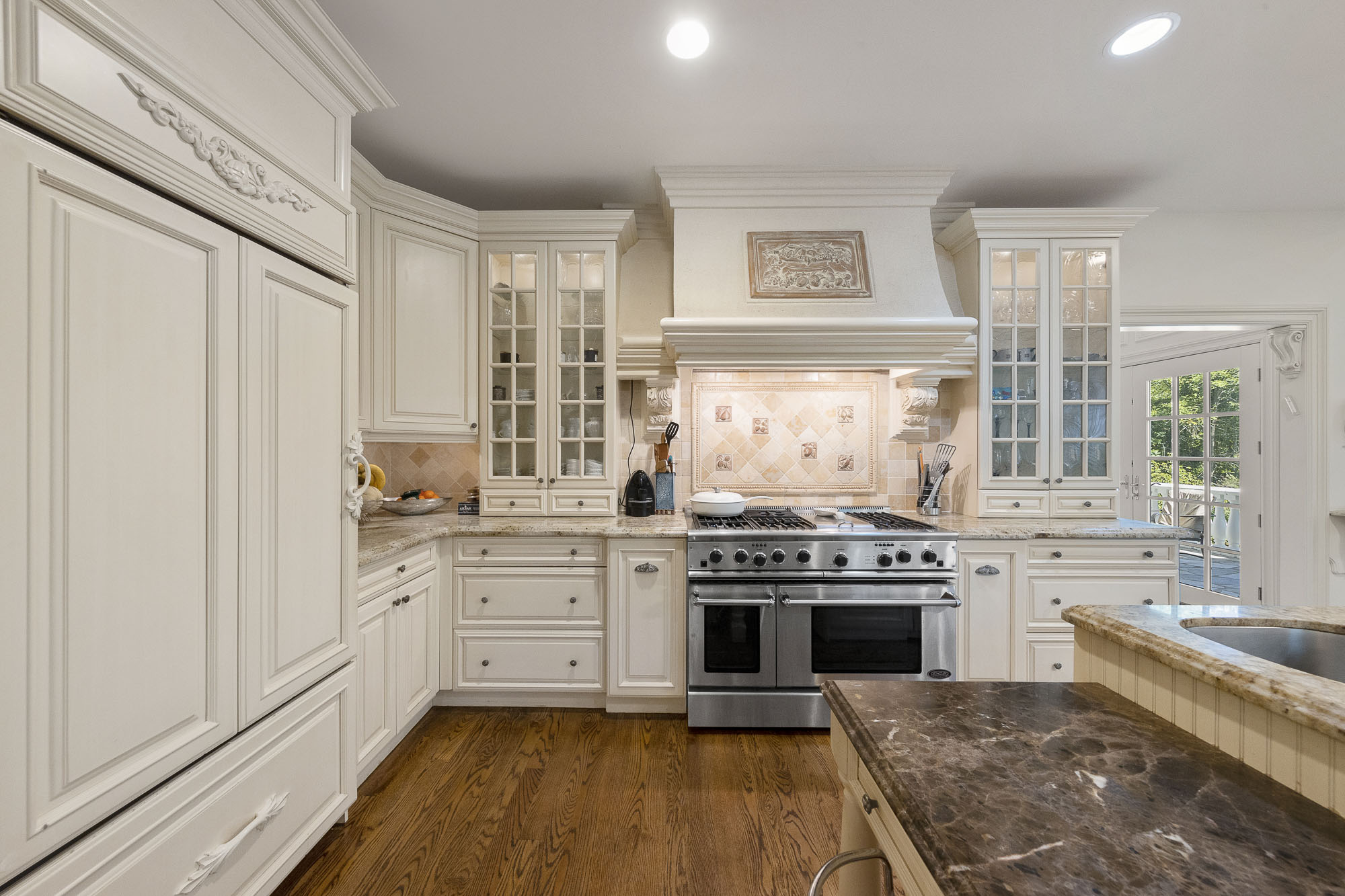 10 Emerald Woods Court