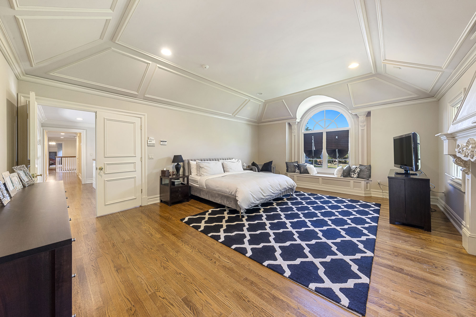 10 Emerald Woods Court