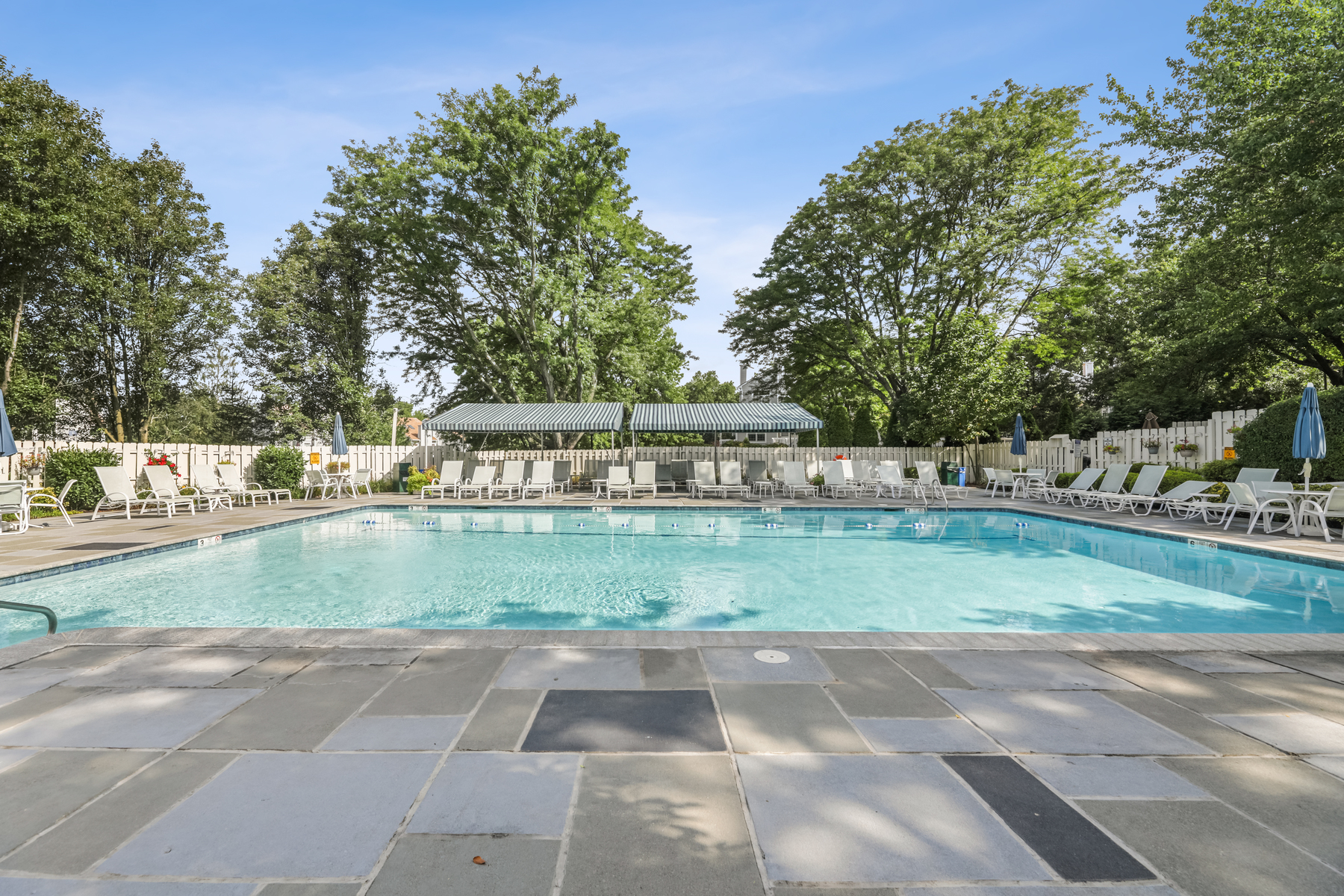 4 Cliff Drive, #290