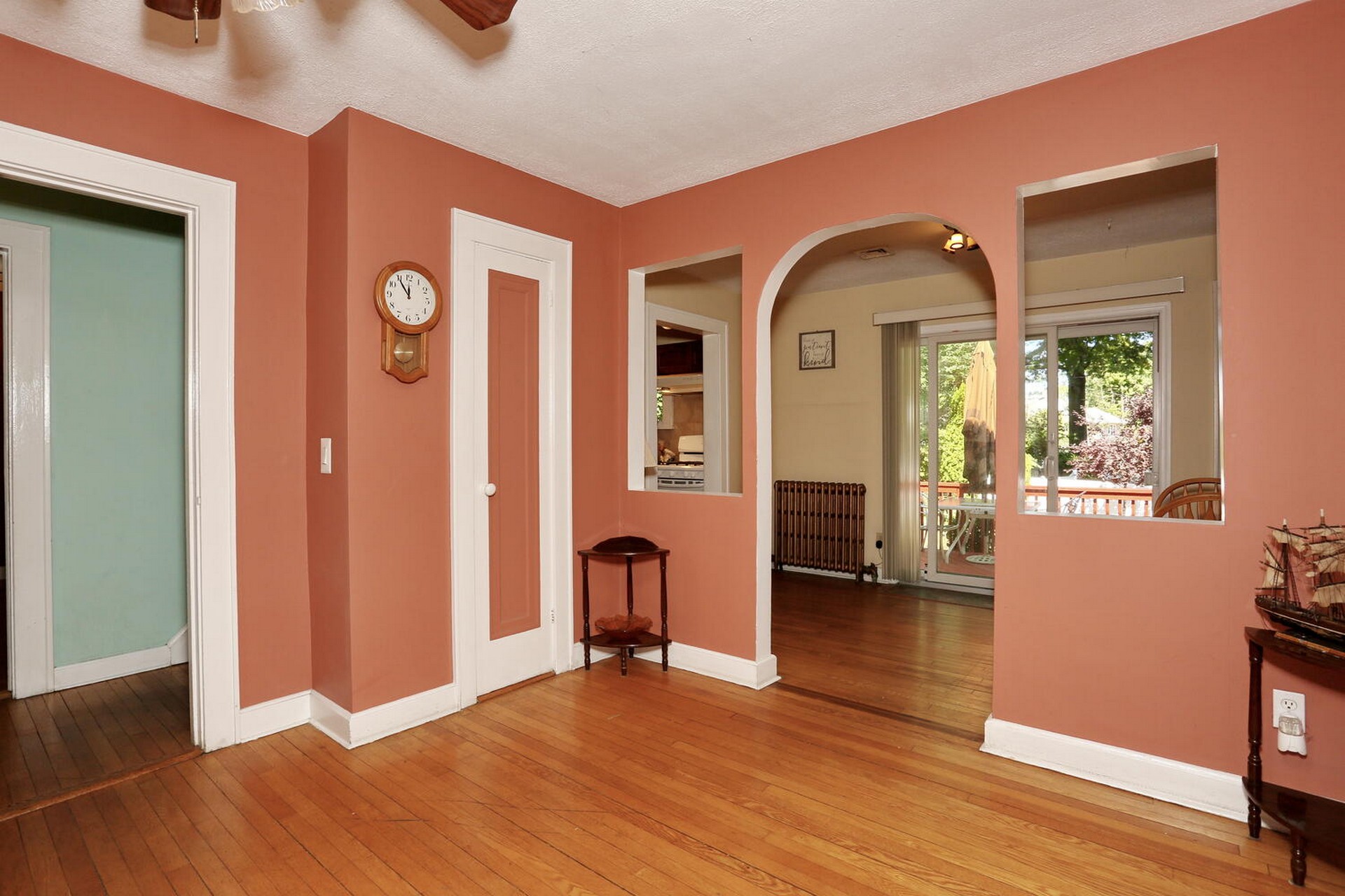 2 Delaware Avenue