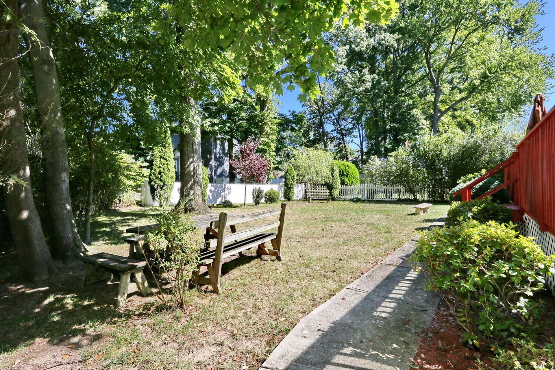 2 Delaware Avenue