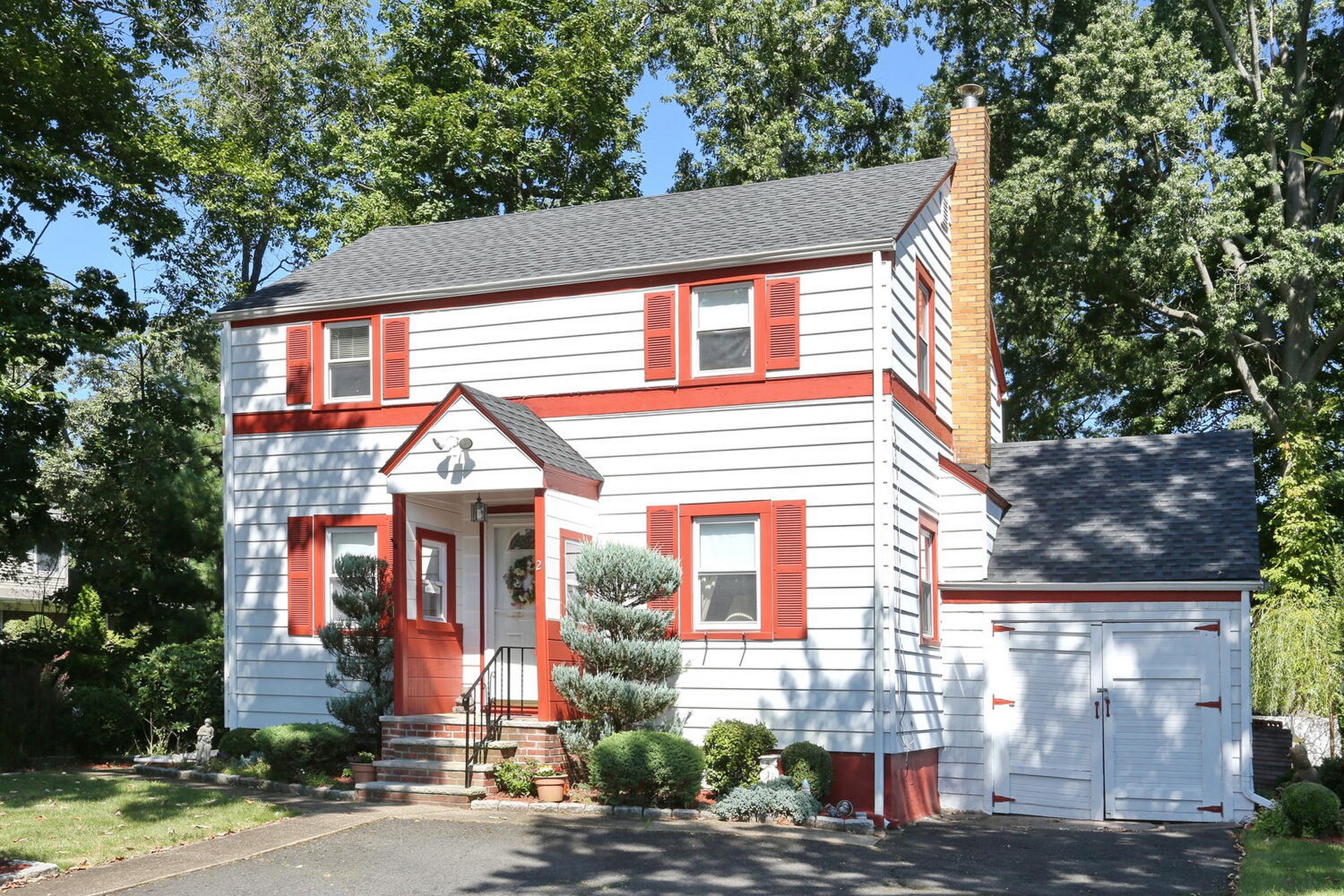 2 Delaware Avenue