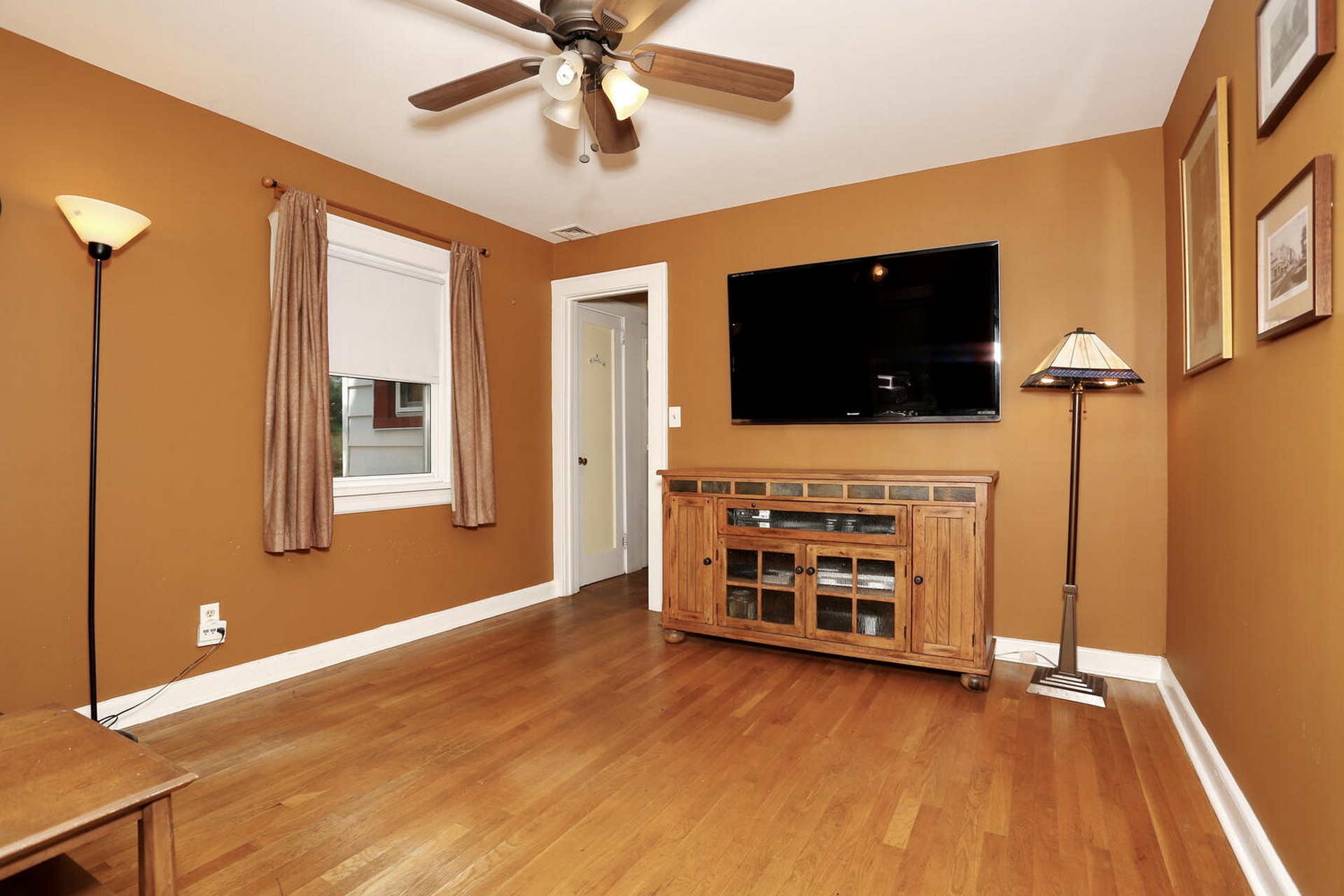 2 Delaware Avenue