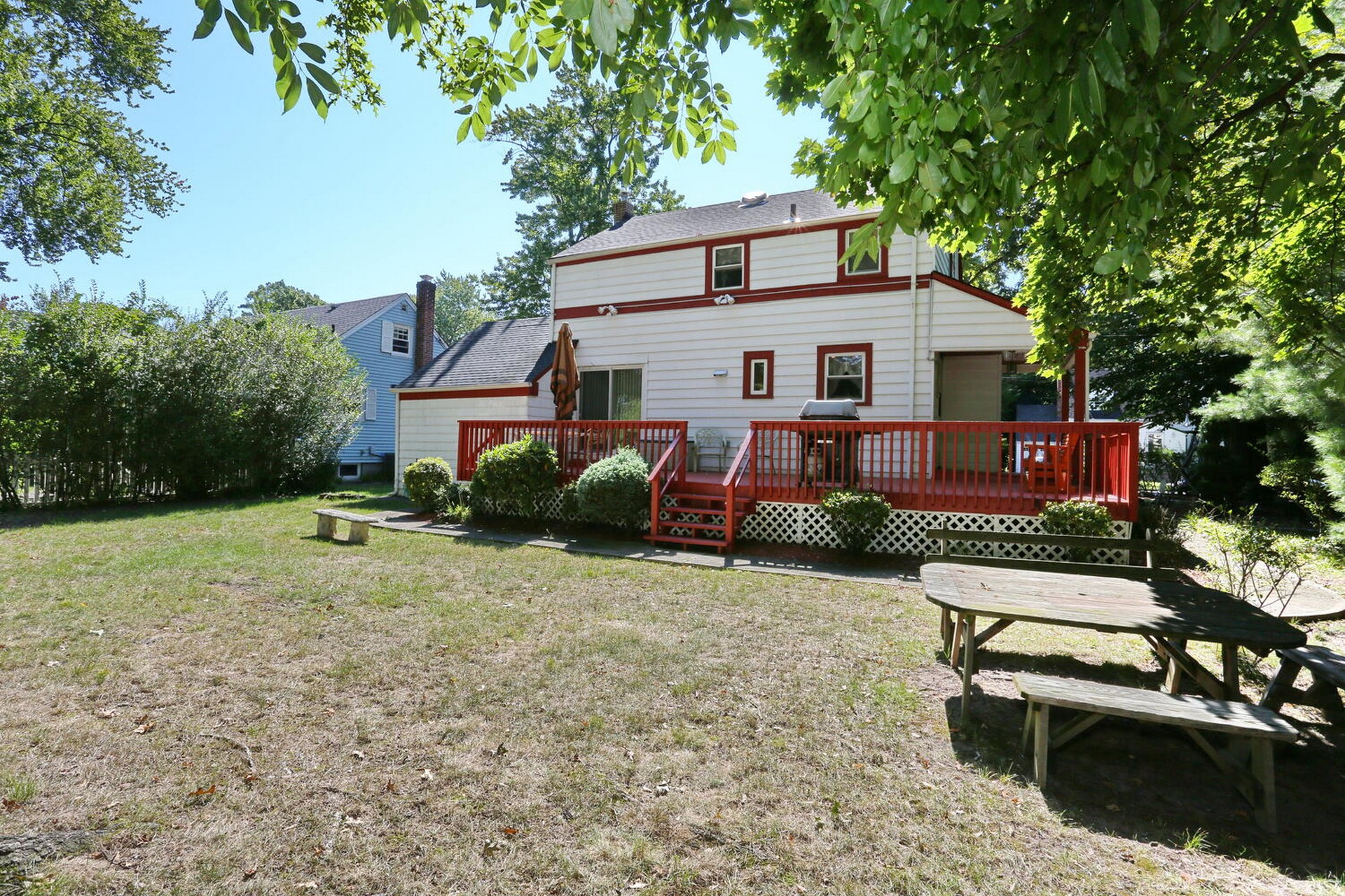 2 Delaware Avenue