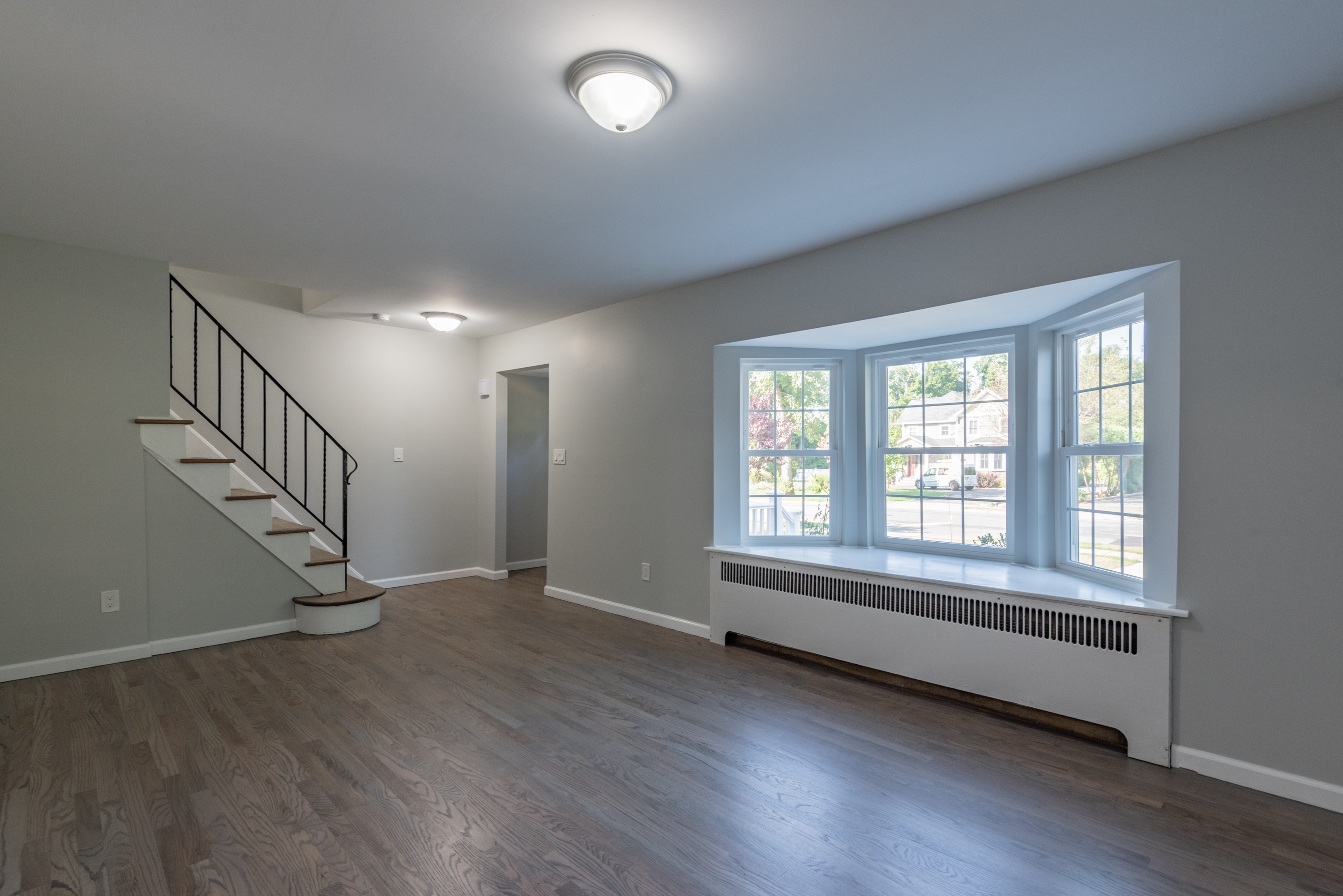 255 North Pleasant Avenue