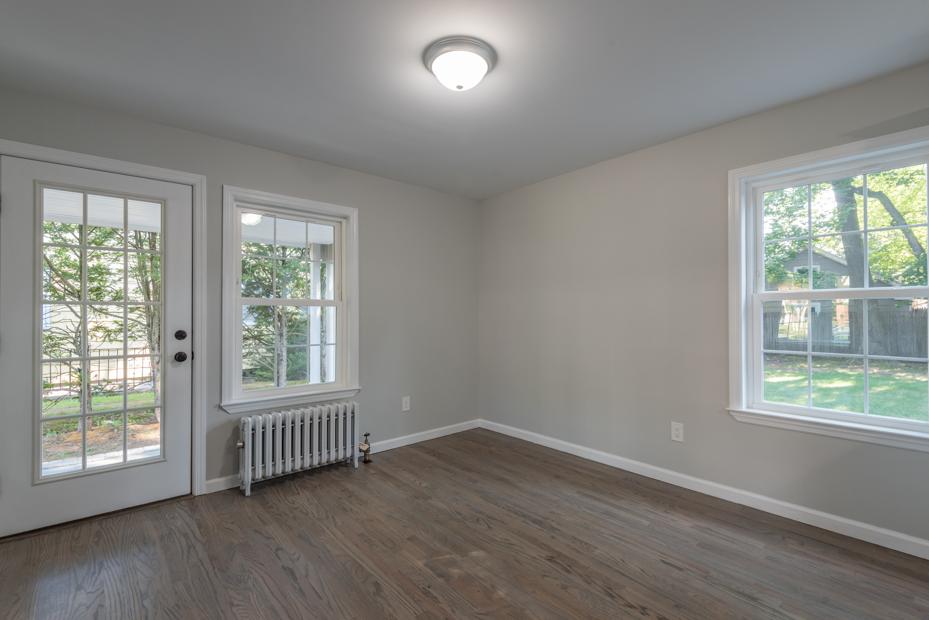 255 North Pleasant Avenue