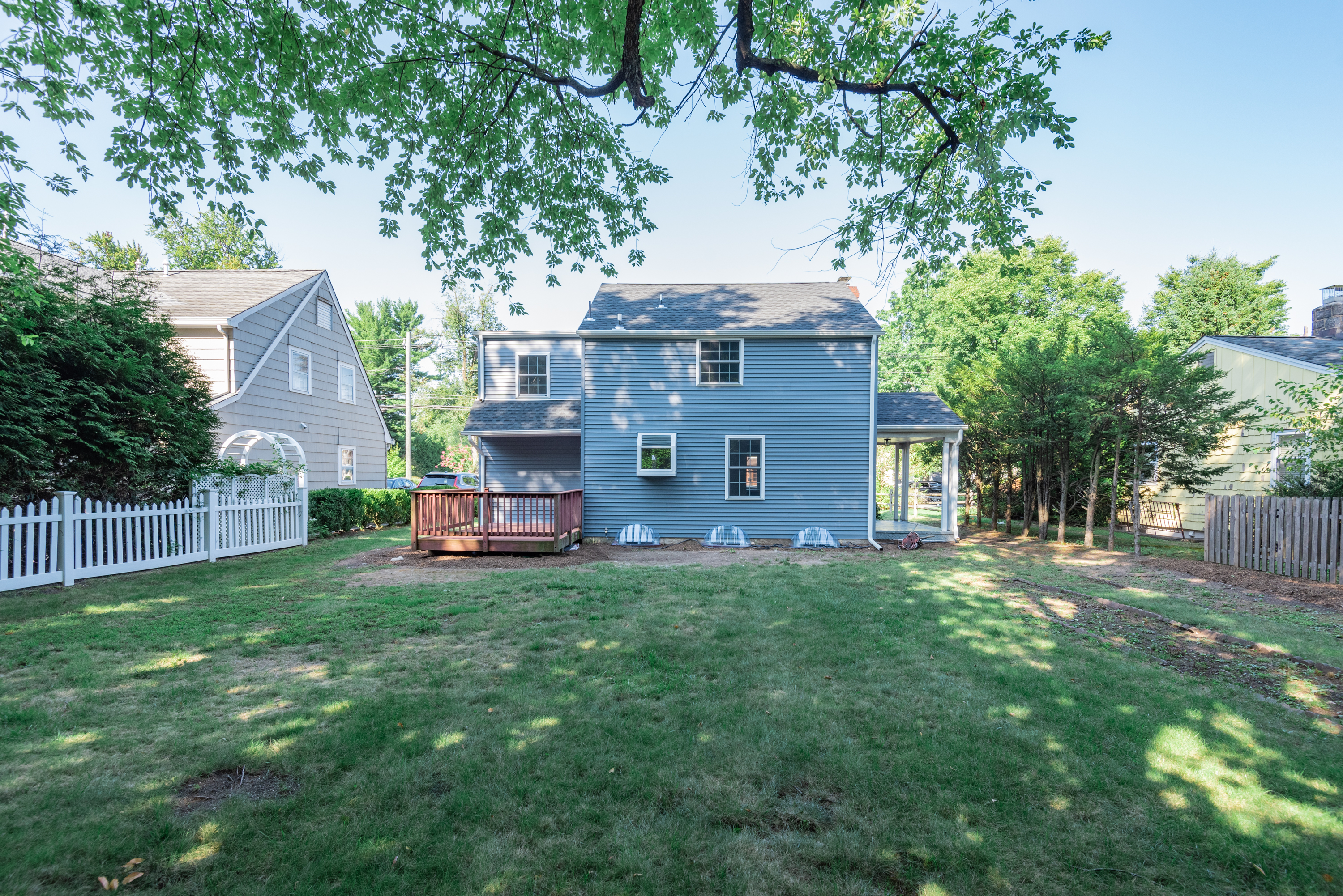 255 North Pleasant Avenue