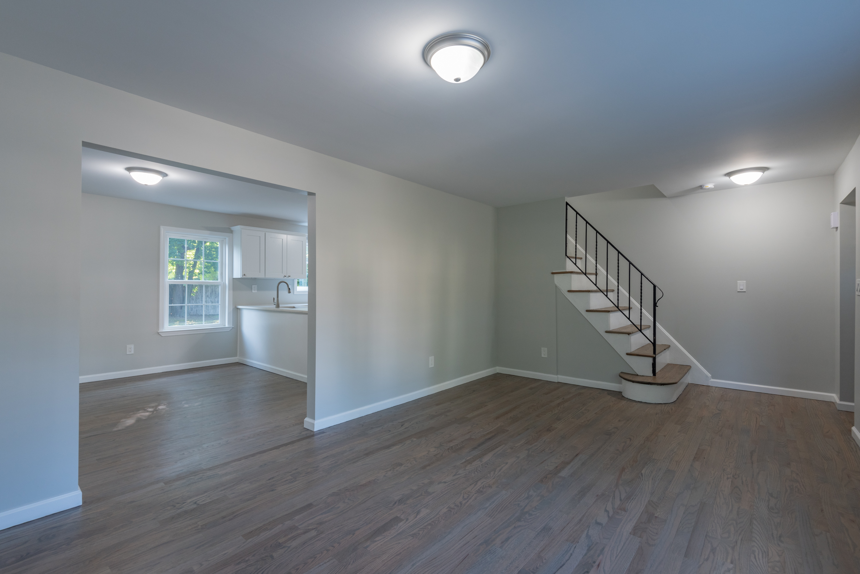 255 North Pleasant Avenue