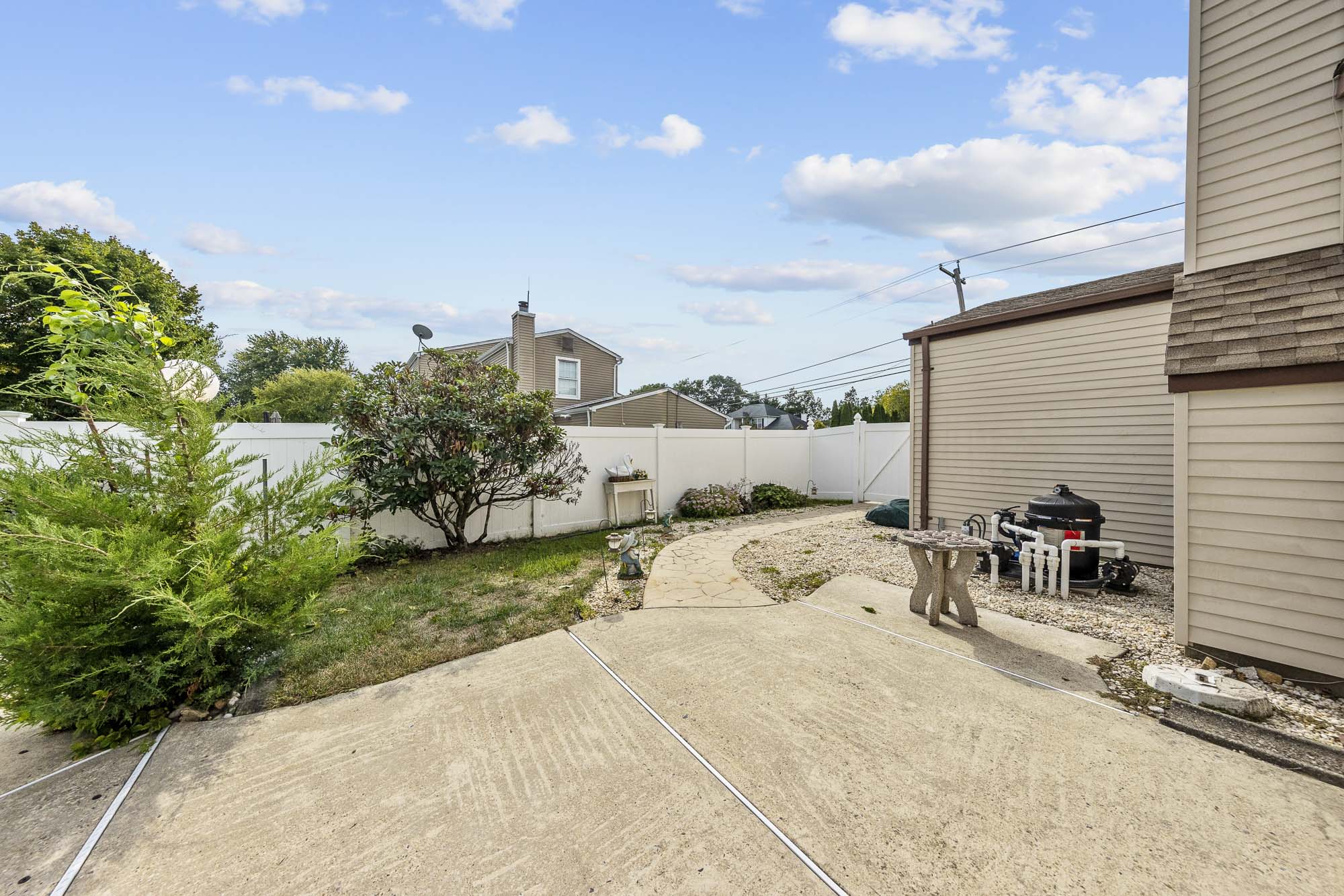 171 Friendship Road