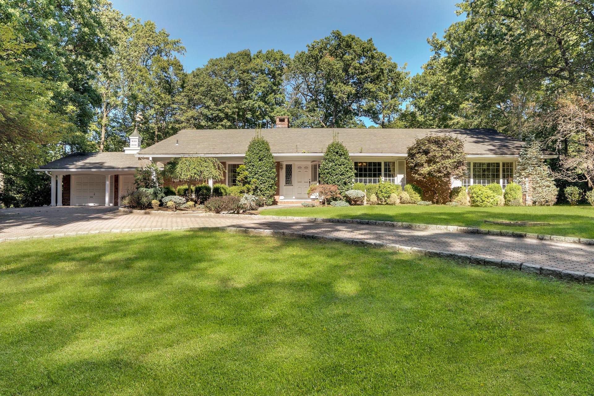 12 Duck Pond Road