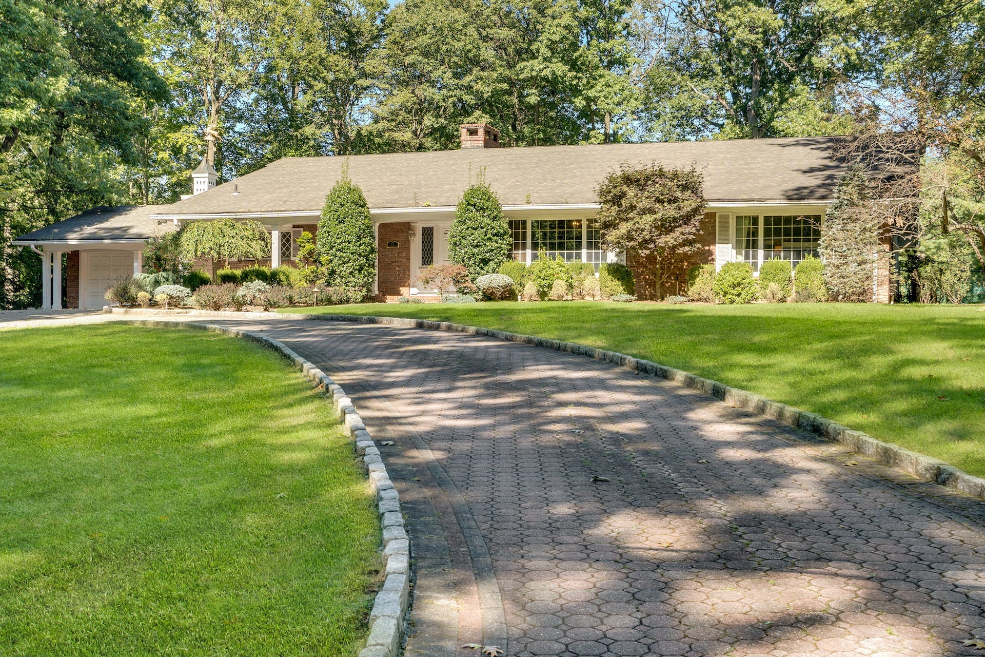 12 Duck Pond Road