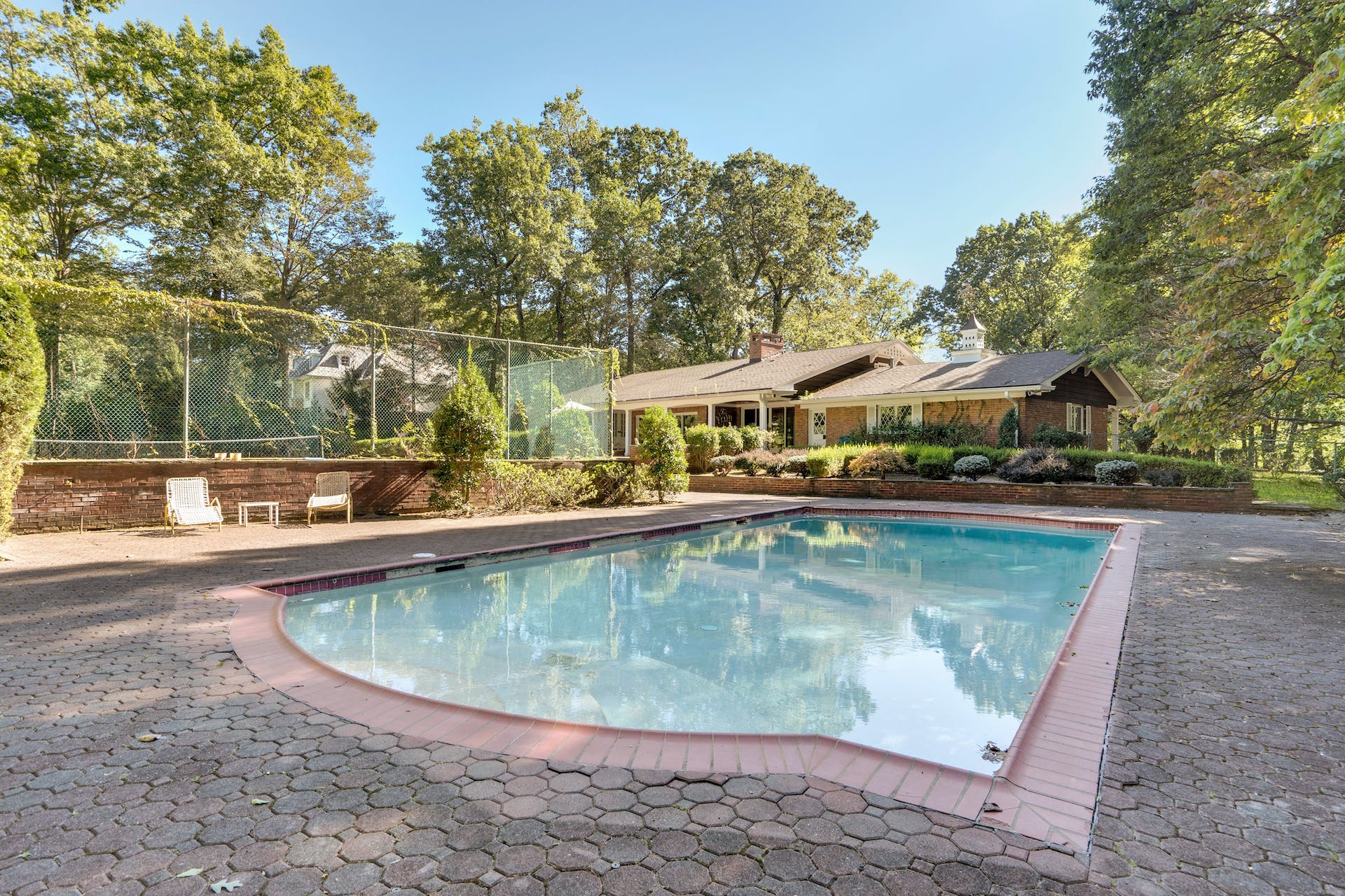12 Duck Pond Road