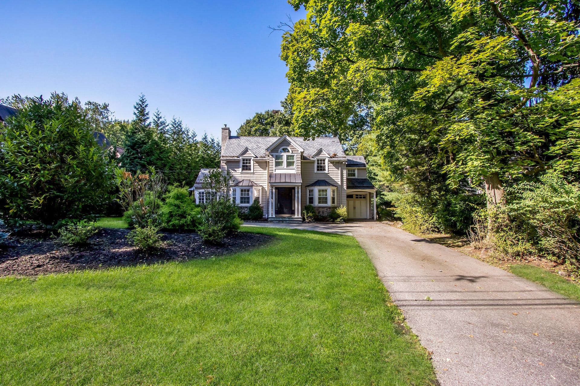 148 Highwood Avenue