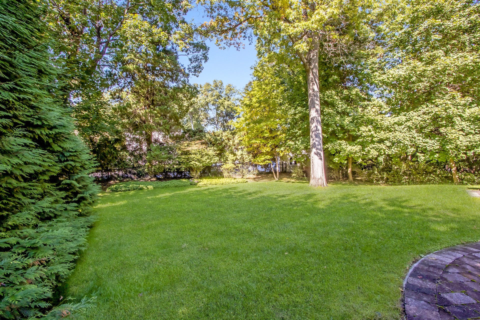 148 Highwood Avenue