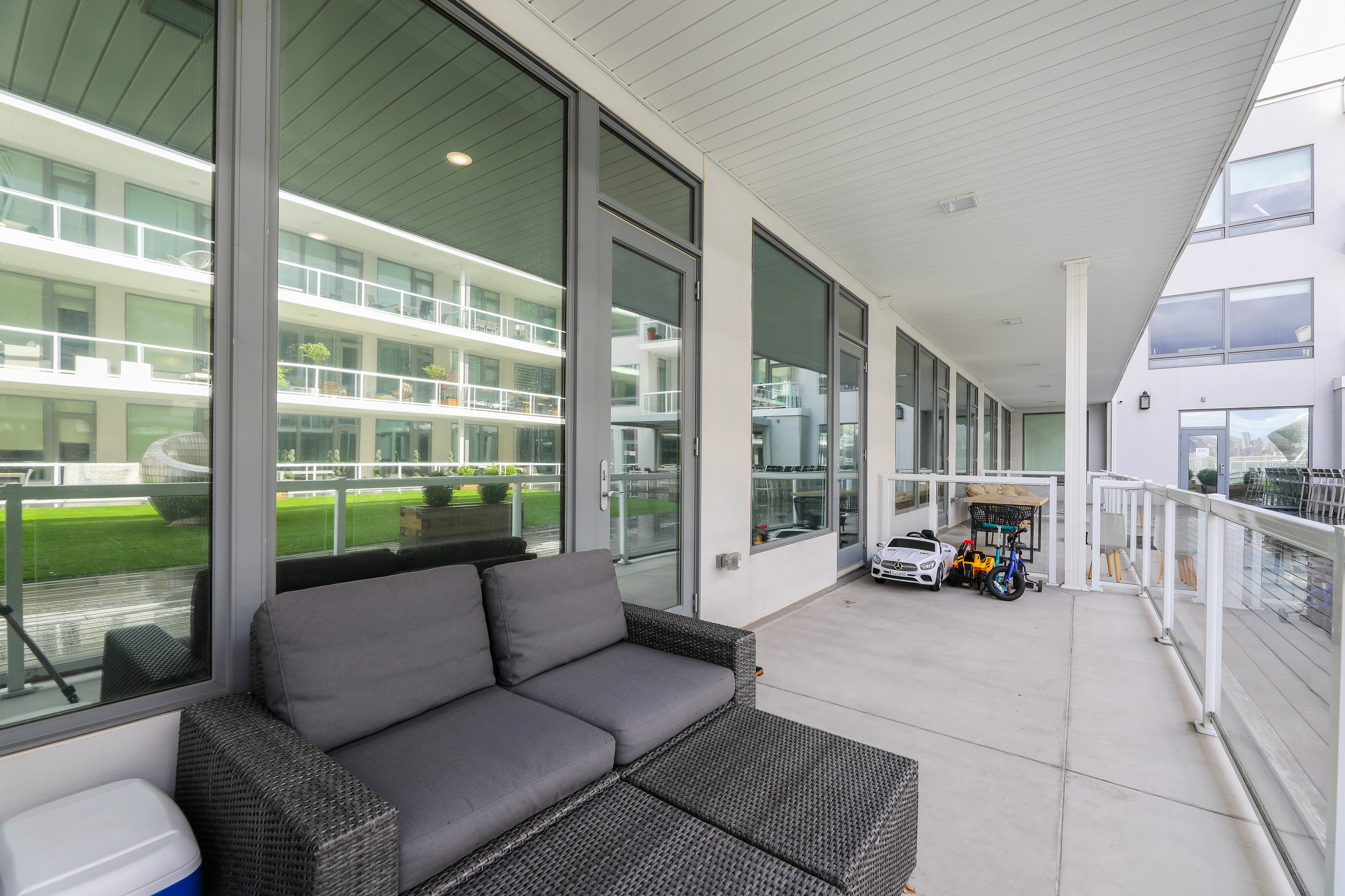 3 Somerset Lane, #305