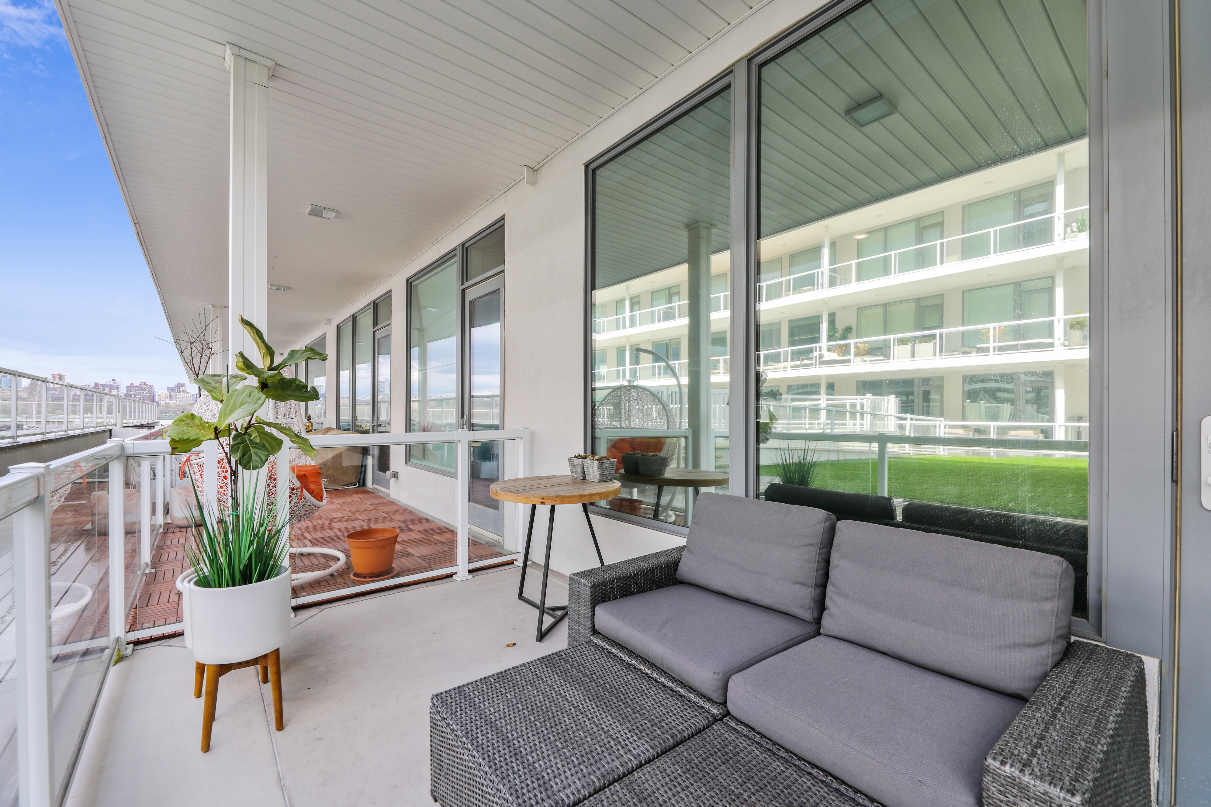 3 Somerset Lane, #305