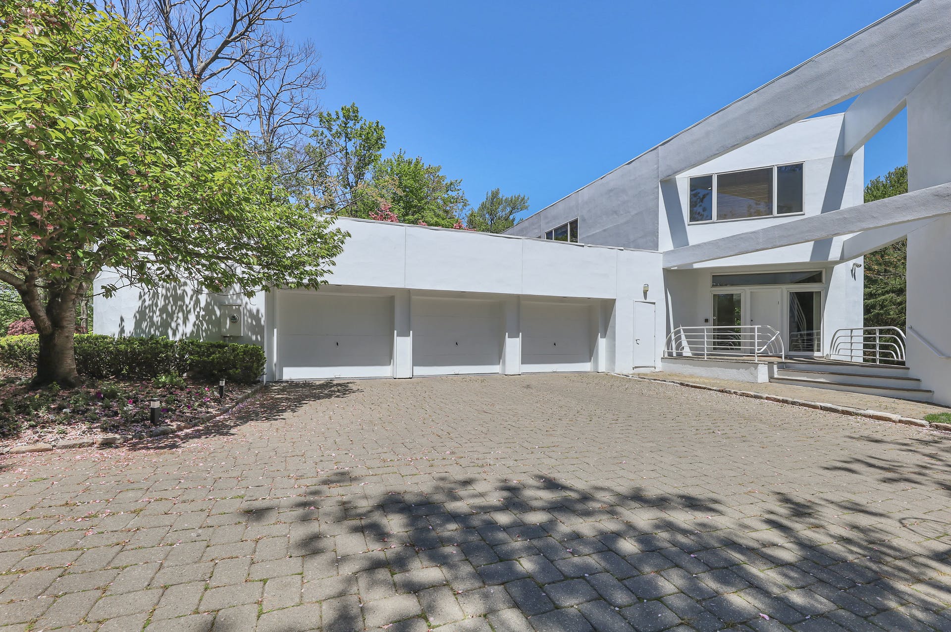 14 Rionda Court