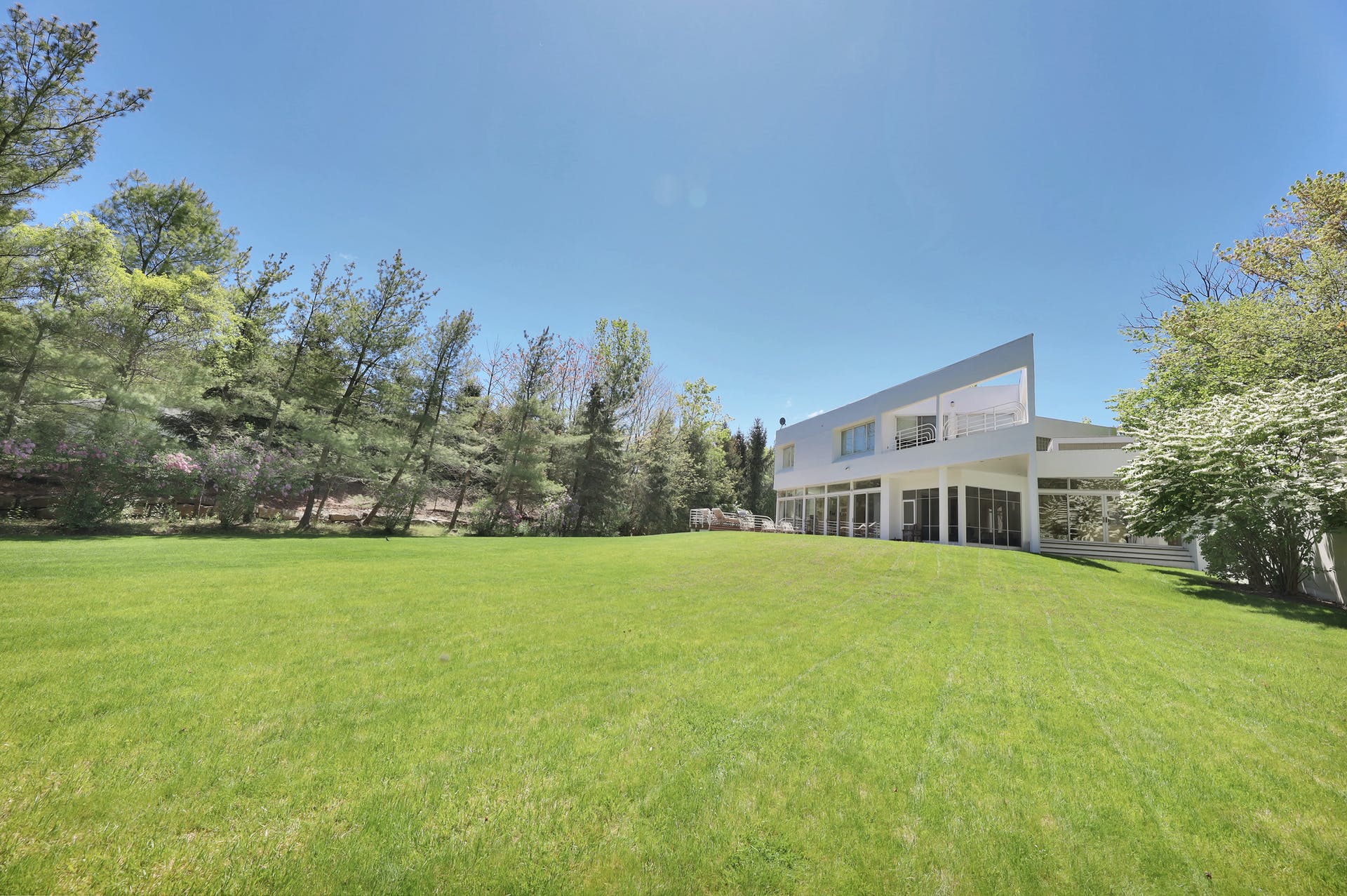 14 Rionda Court