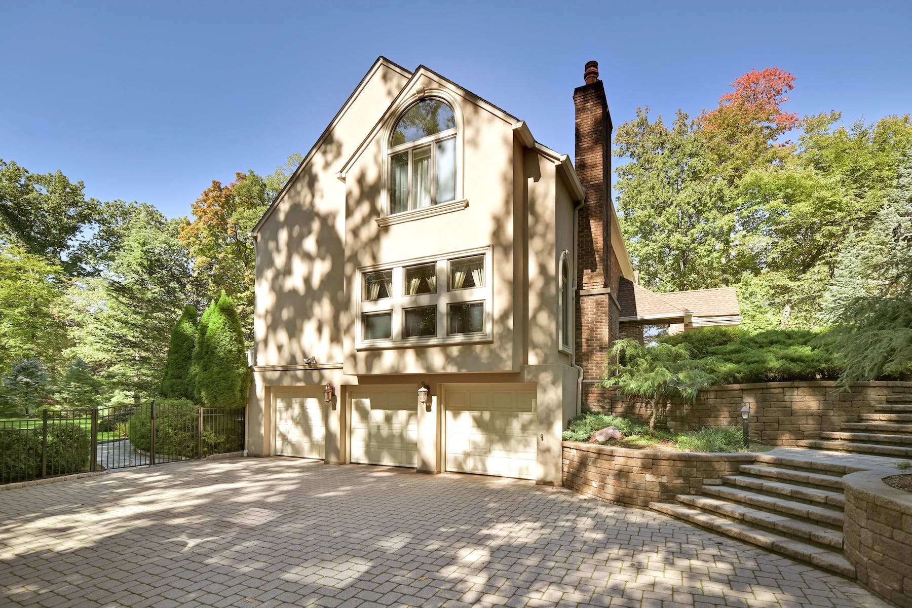 9 Union Avenue