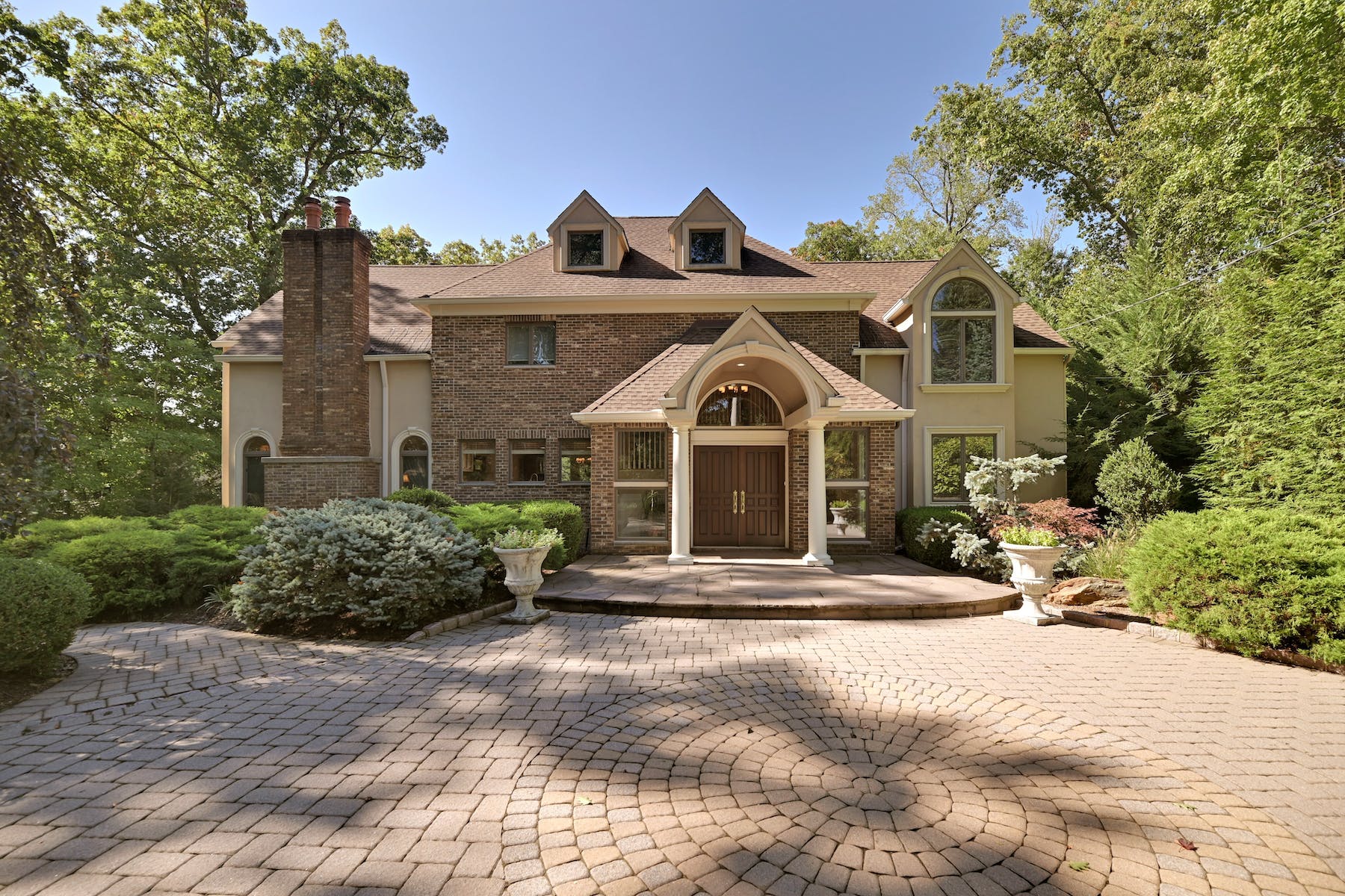 9 Union Avenue