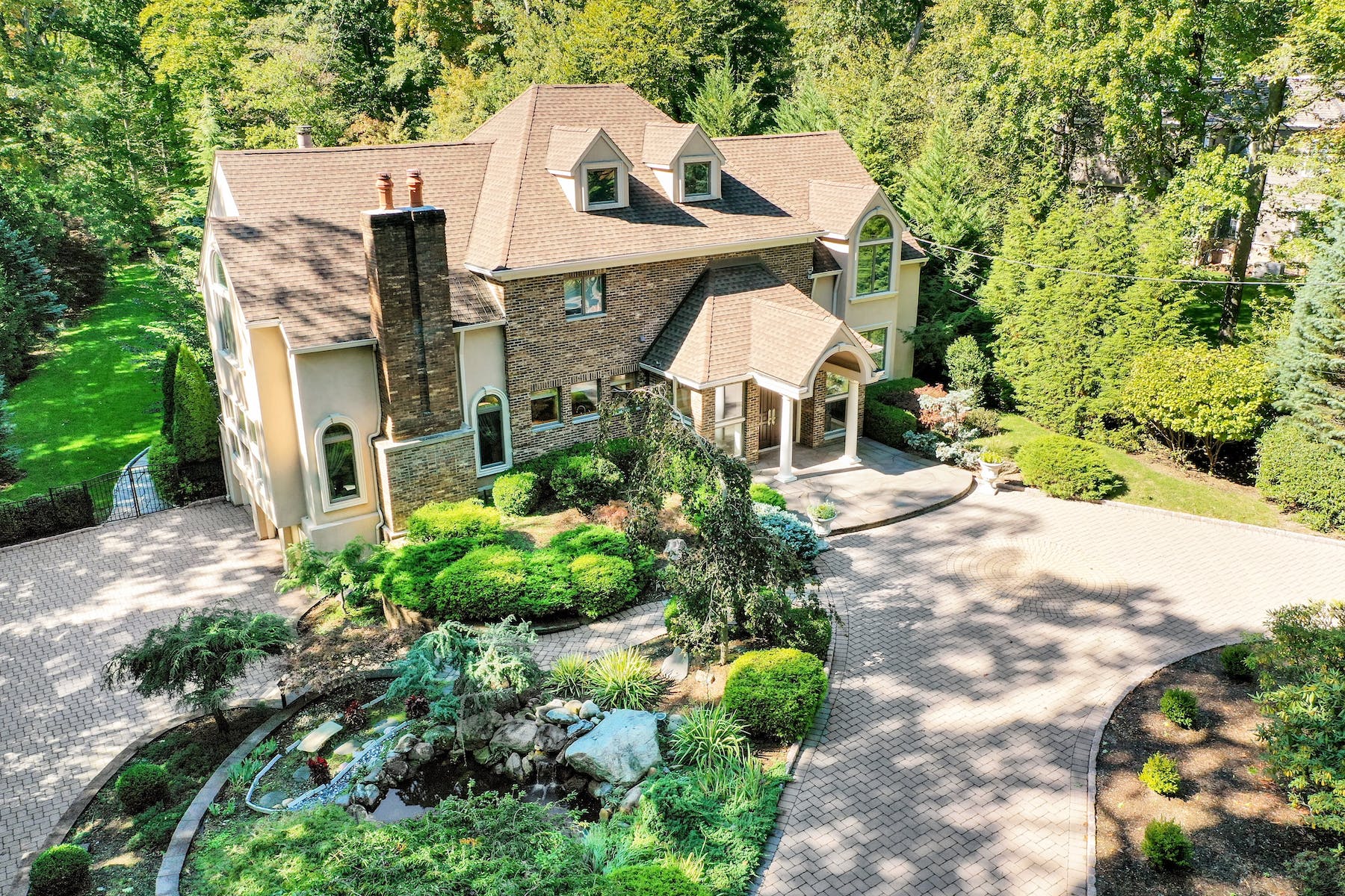 9 Union Avenue