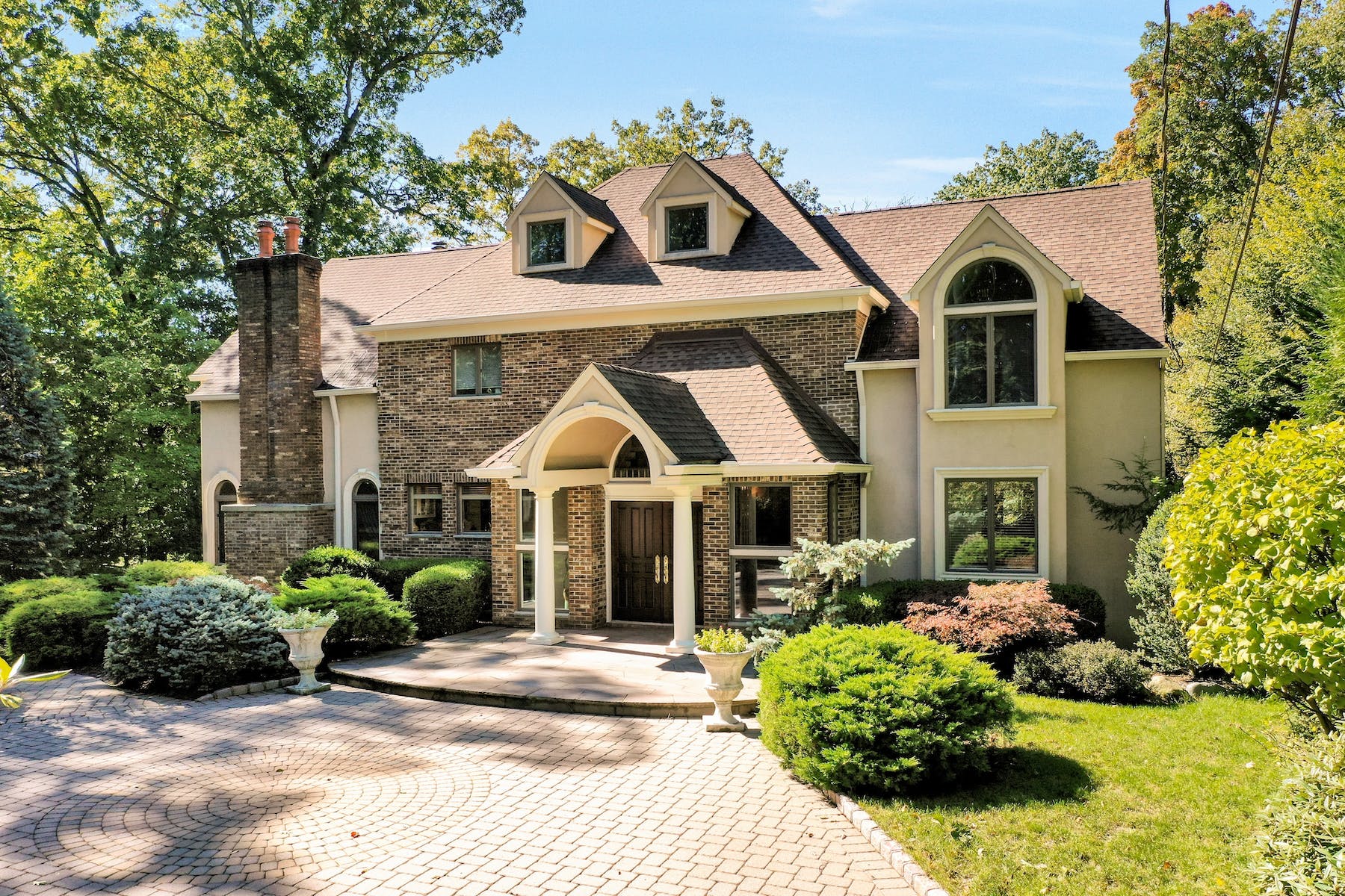 9 Union Avenue