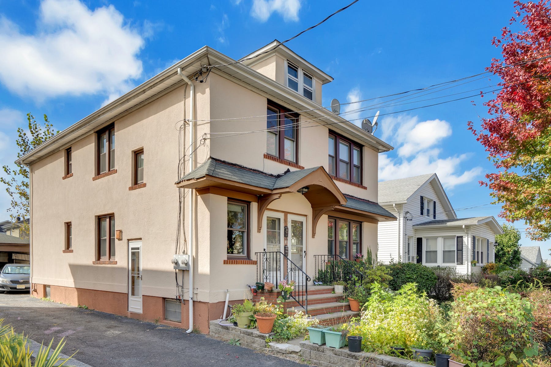 304 Union Avenue