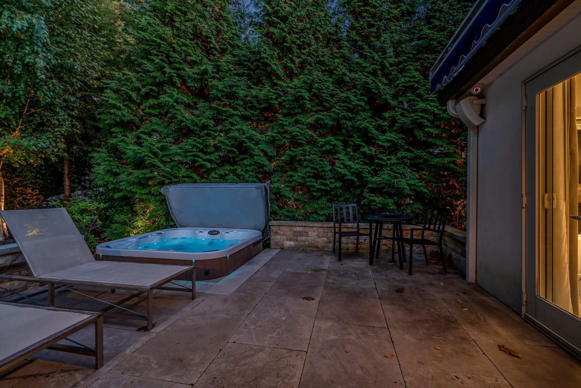 399 Glenwood Road