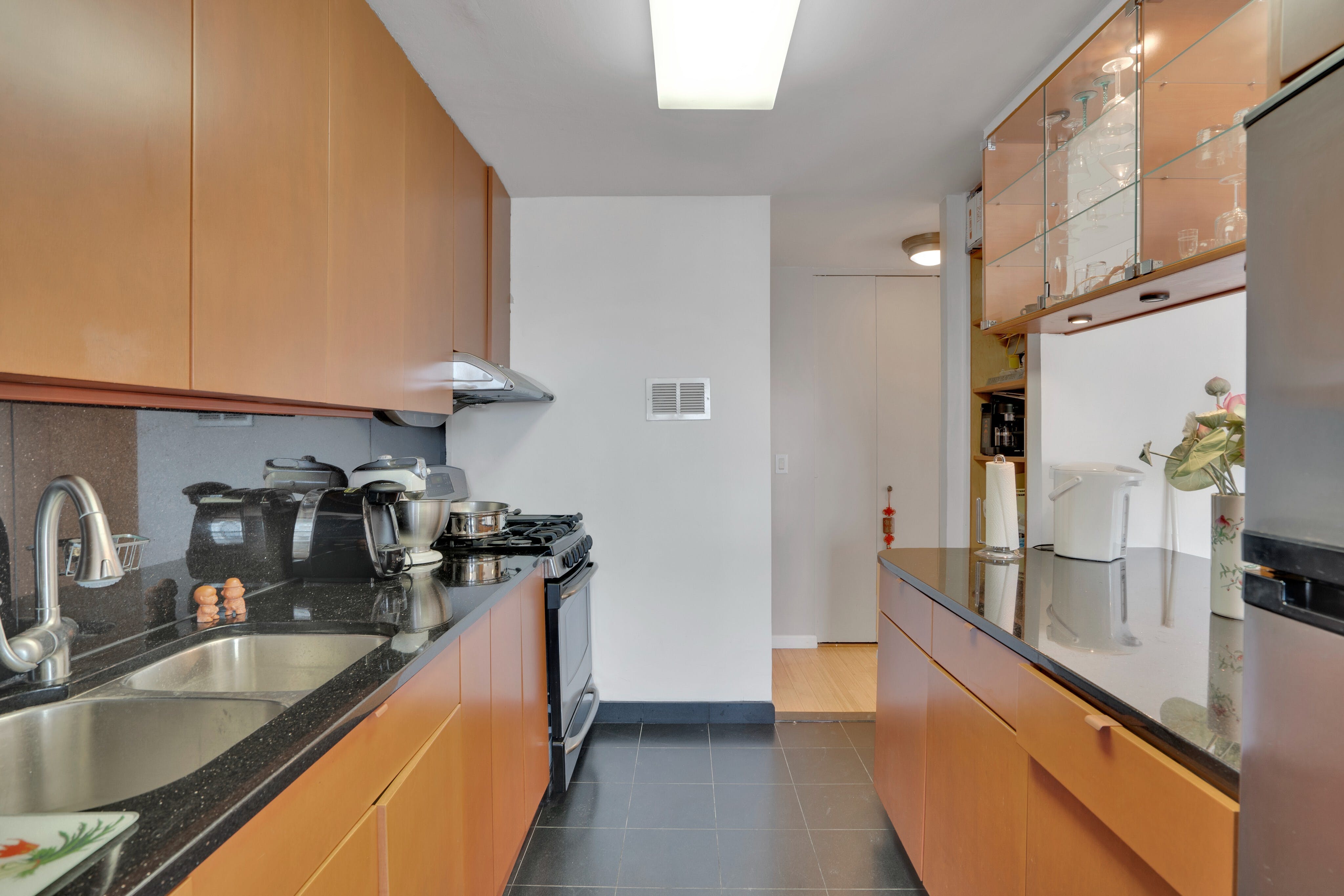 1600 Parker Avenue, #8D 